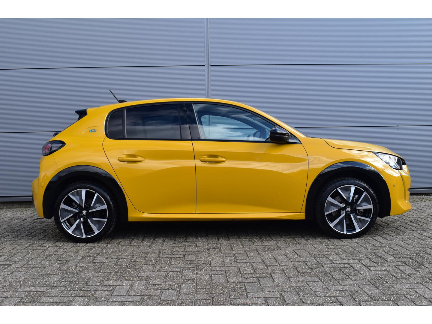 Peugeot Peugeot