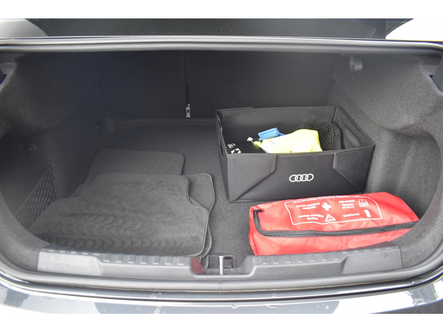 Audi Audi