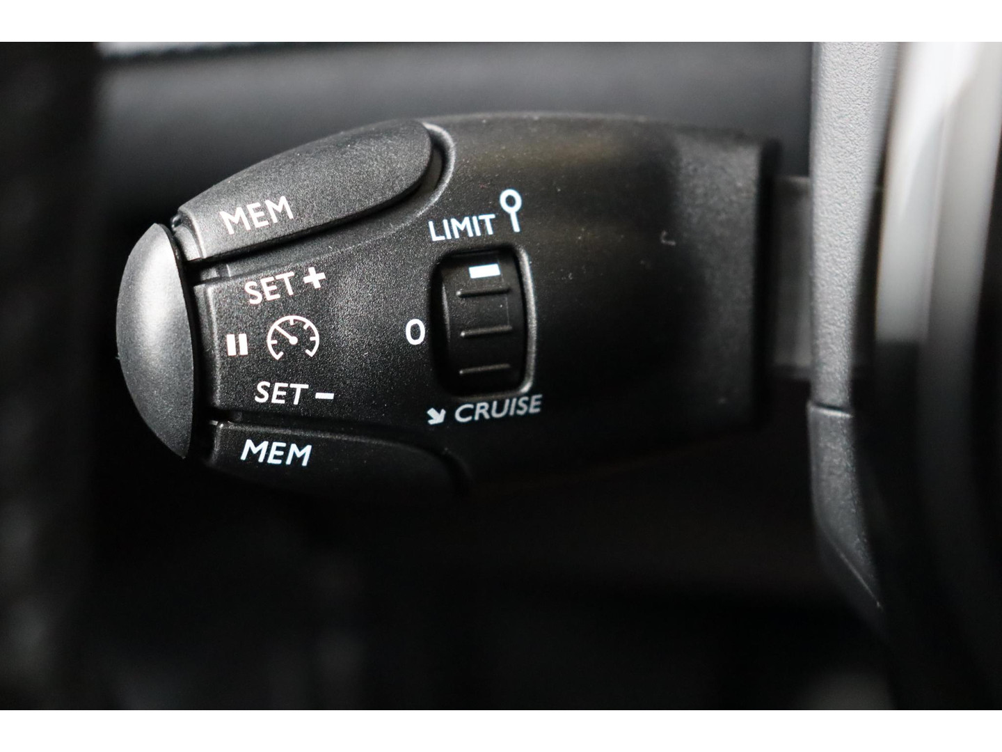 Peugeot Peugeot