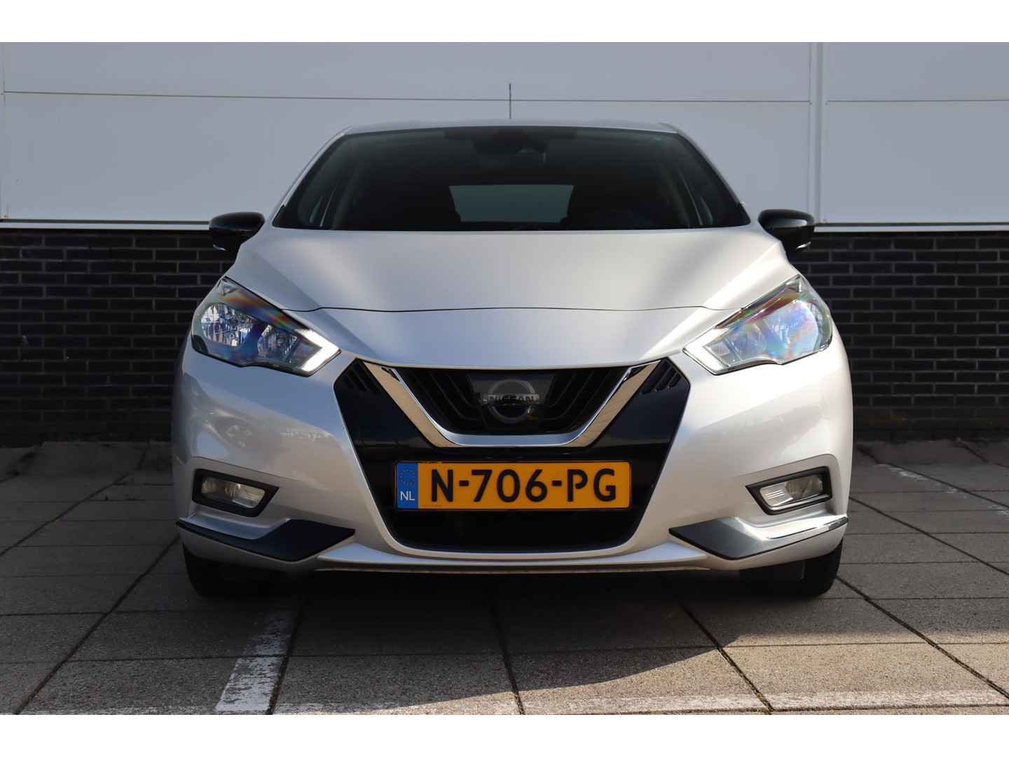 Nissan Nissan