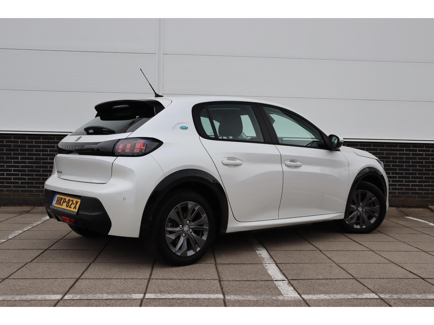 Peugeot Peugeot