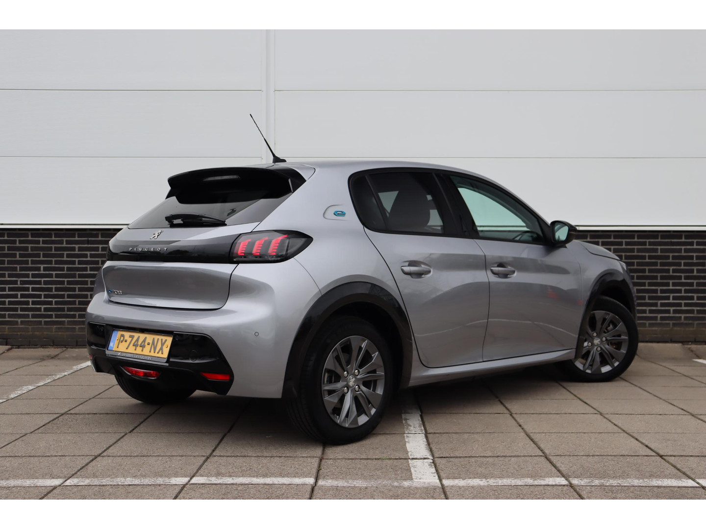 Peugeot Peugeot