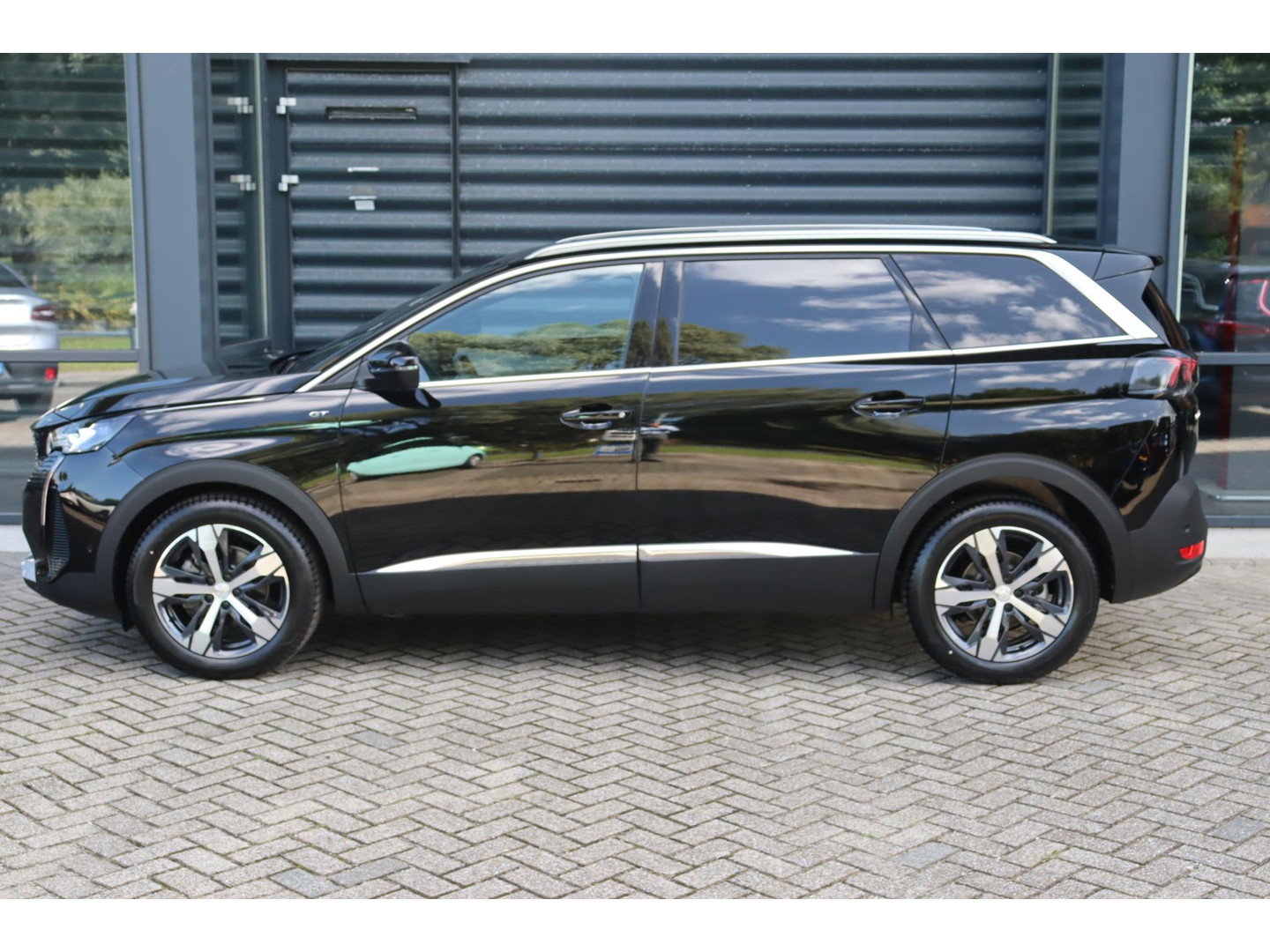 Peugeot Peugeot