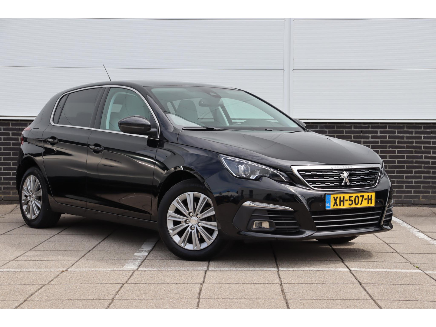 Peugeot Peugeot