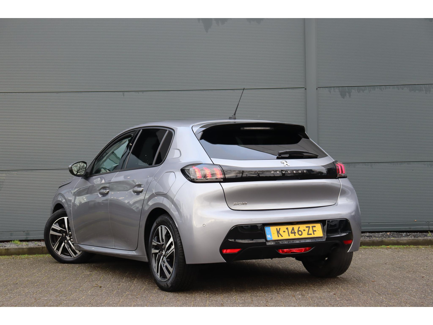 Peugeot Peugeot