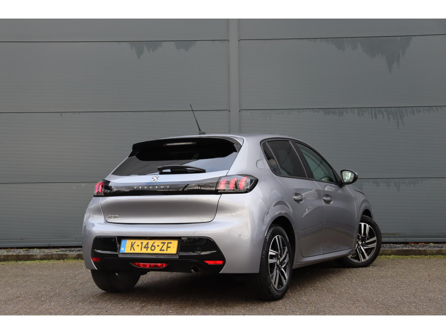 Peugeot Peugeot