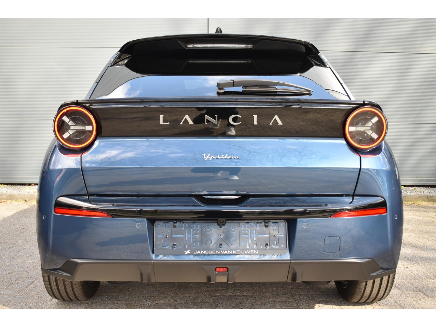 Lancia Lancia