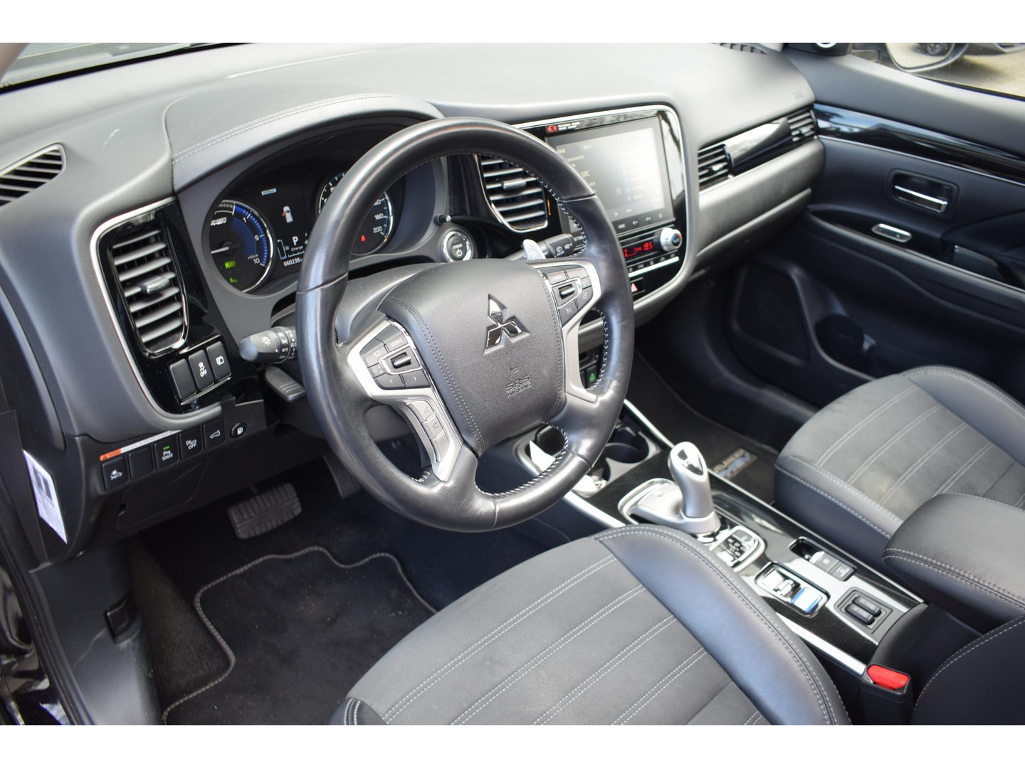Mitsubishi Mitsubishi