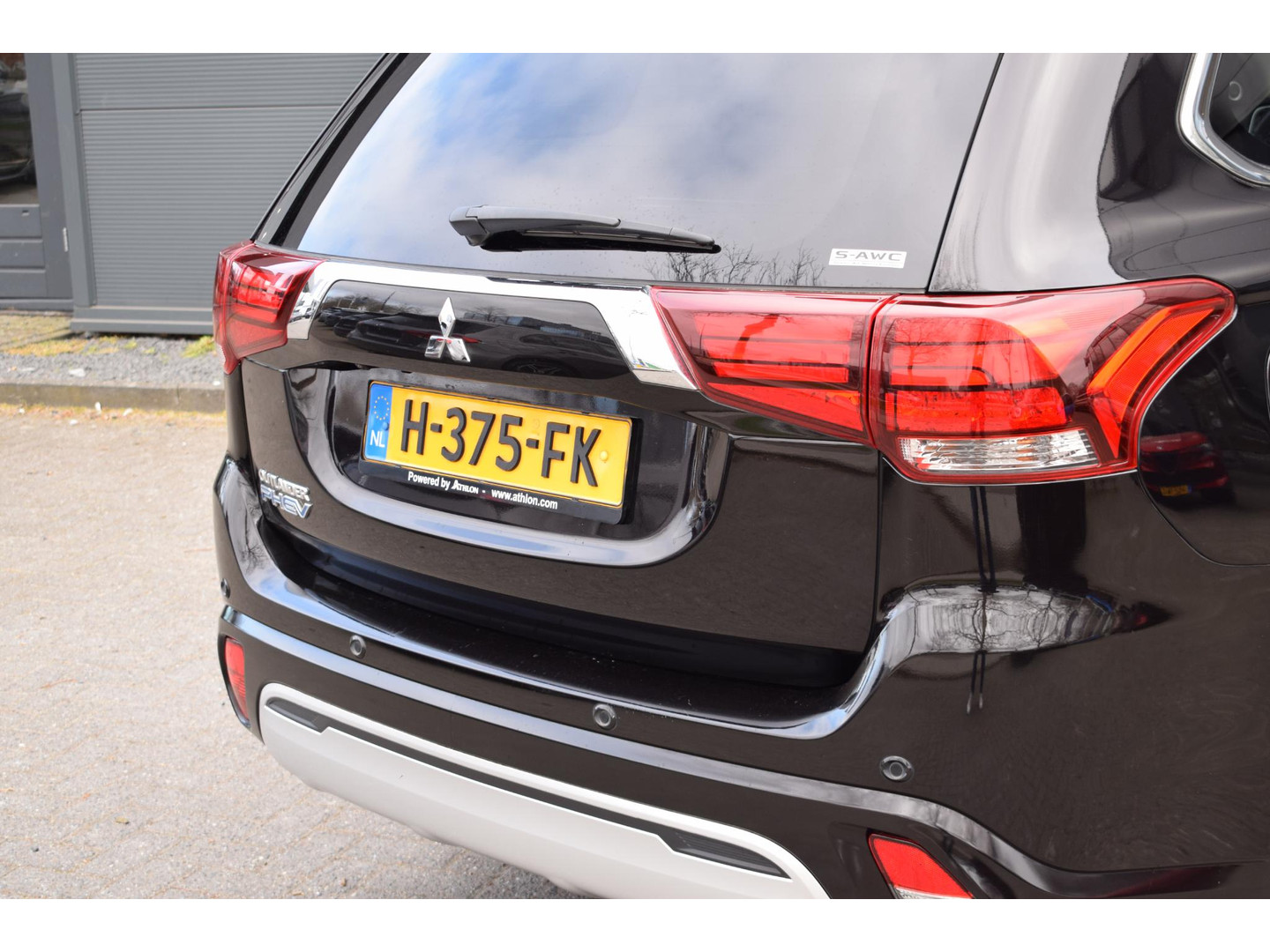 Mitsubishi Mitsubishi