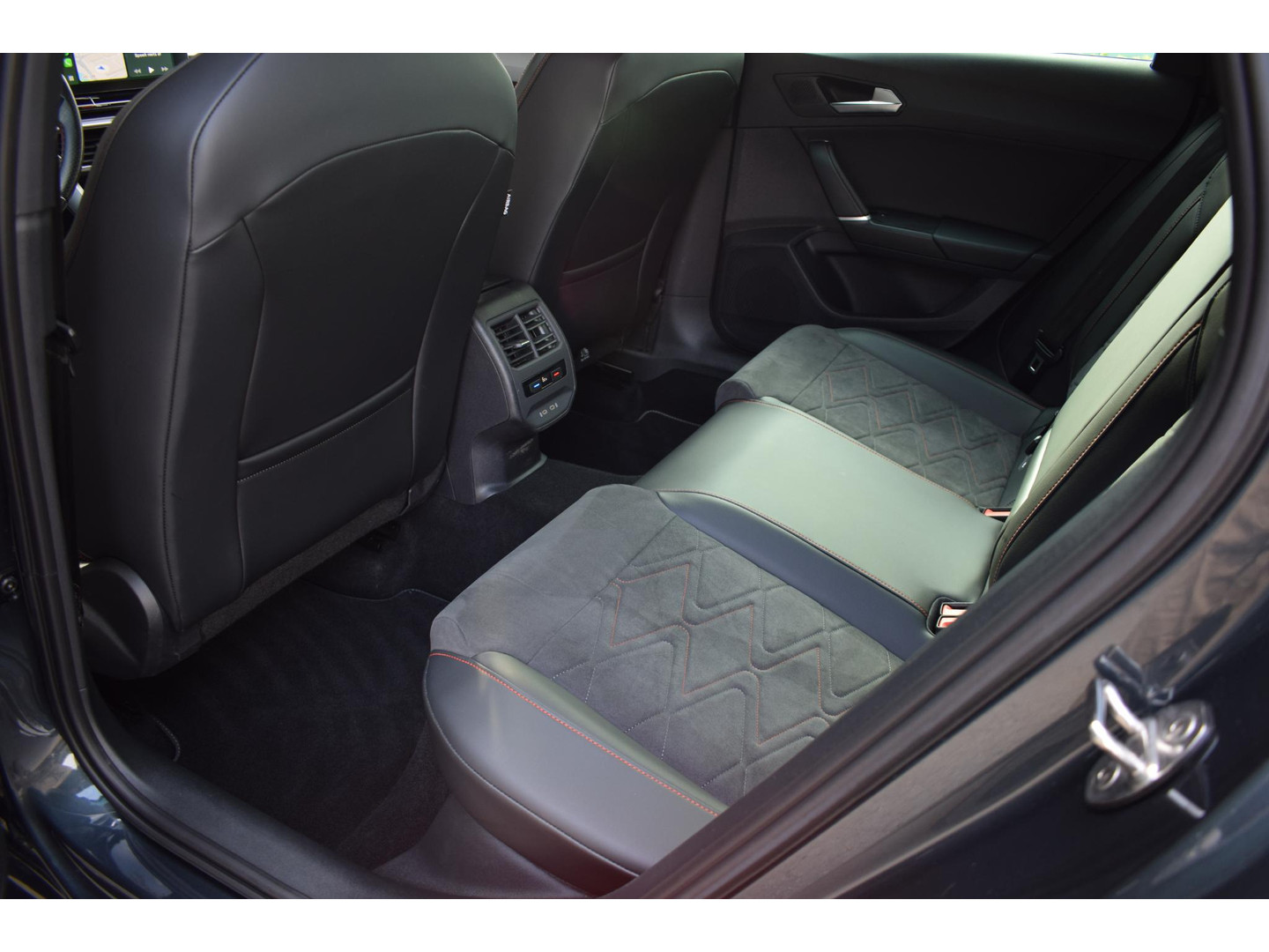 SEAT SEAT