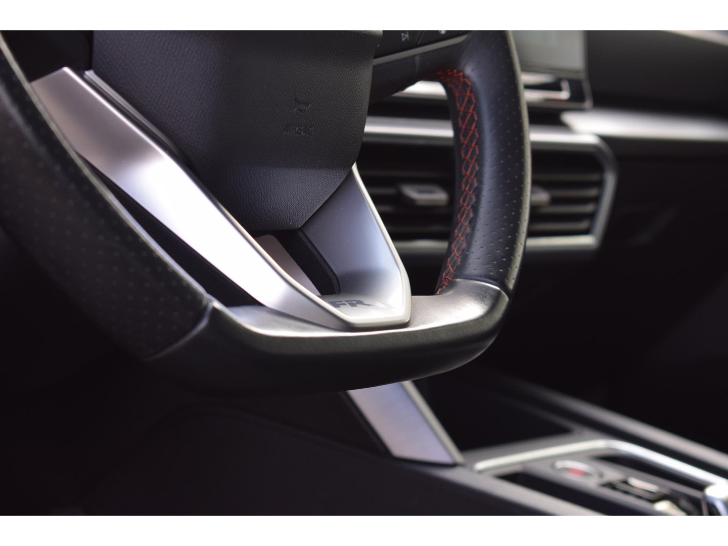 SEAT SEAT