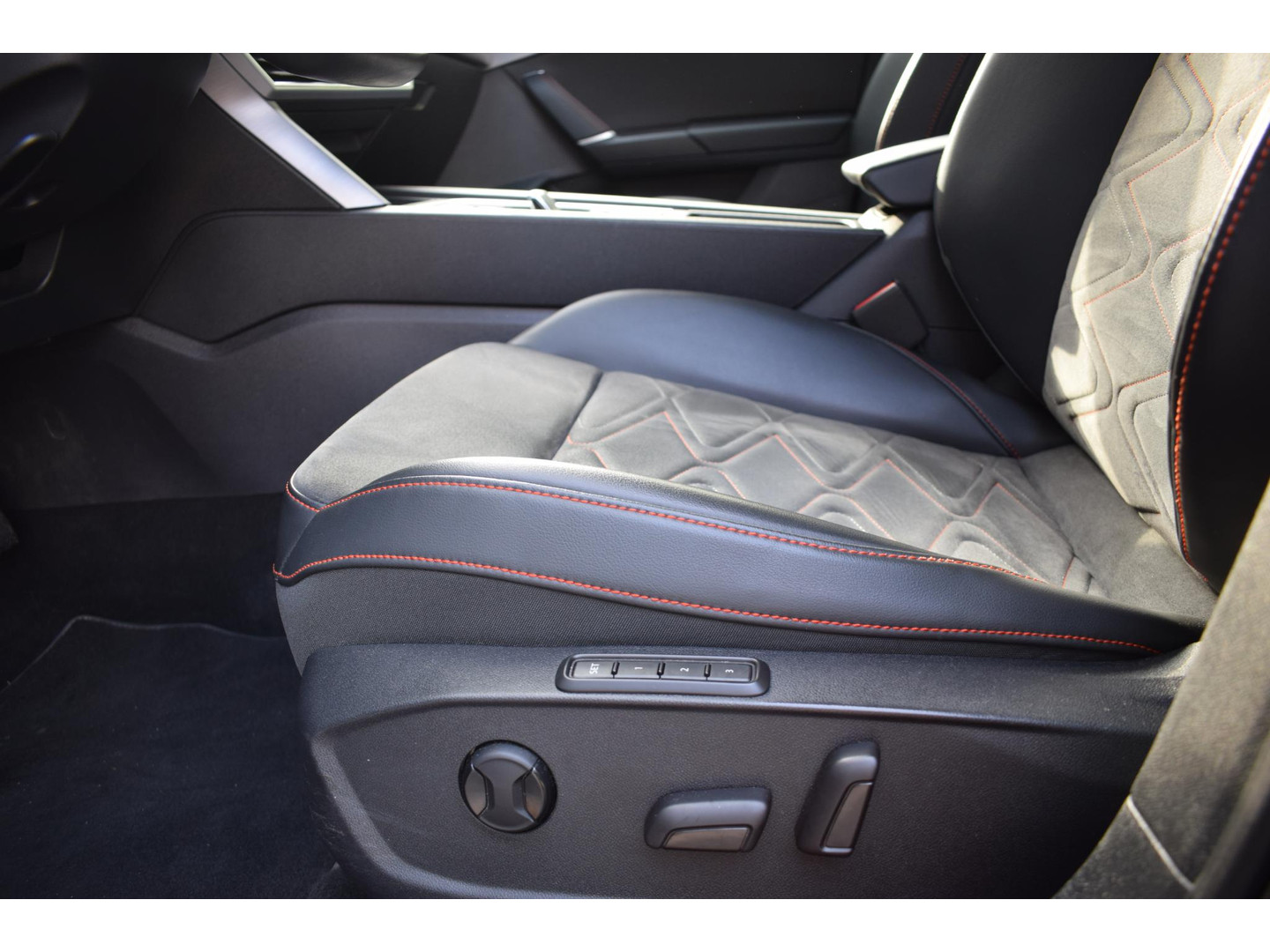 SEAT SEAT