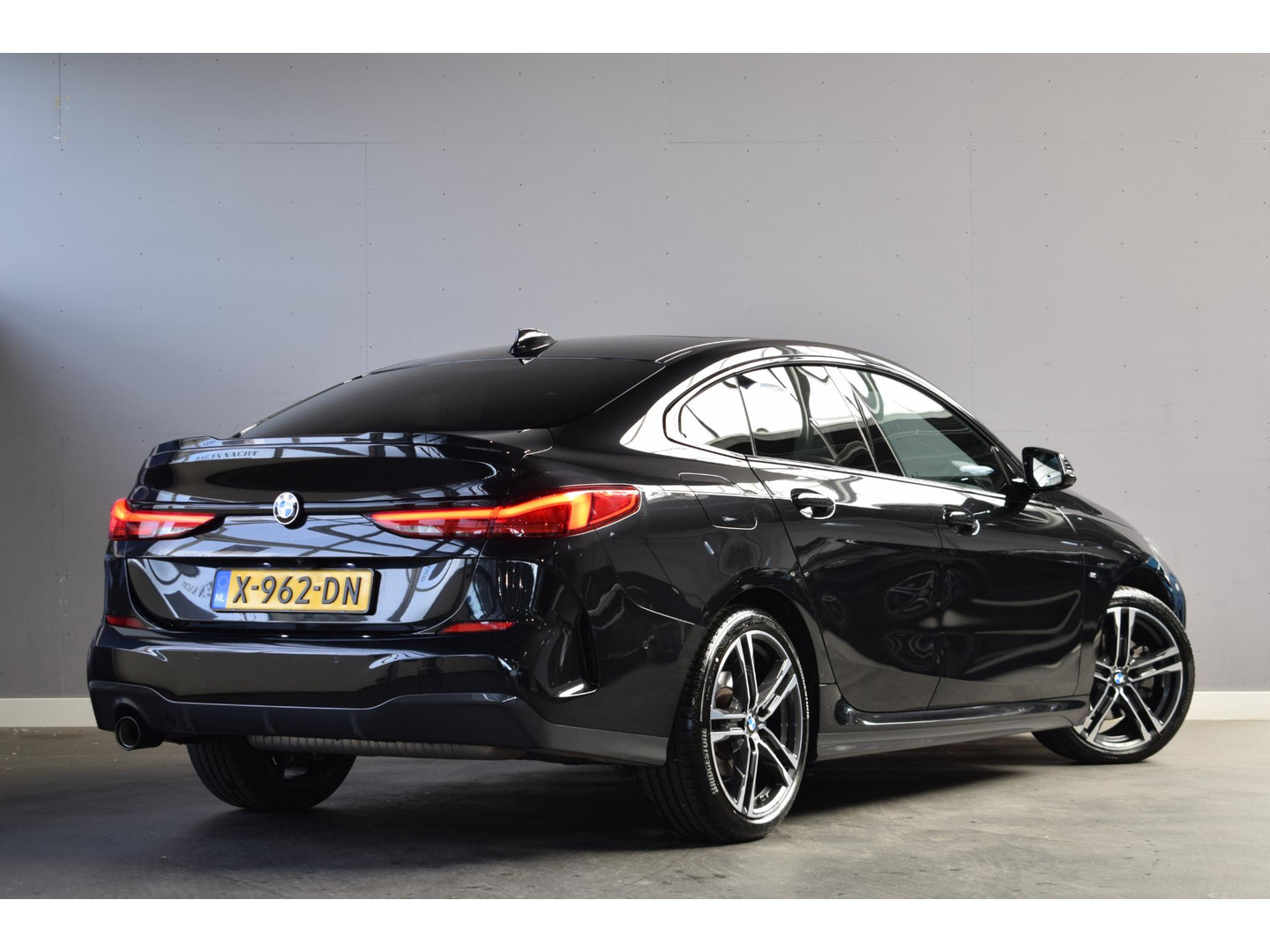 BMW BMW
