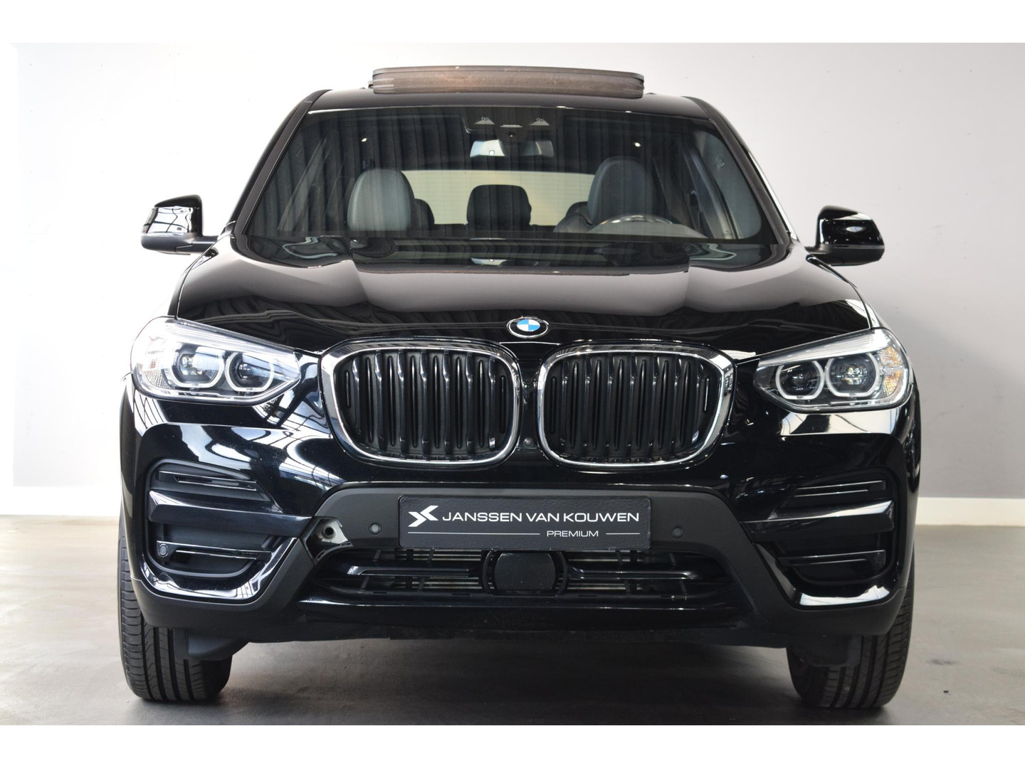BMW BMW