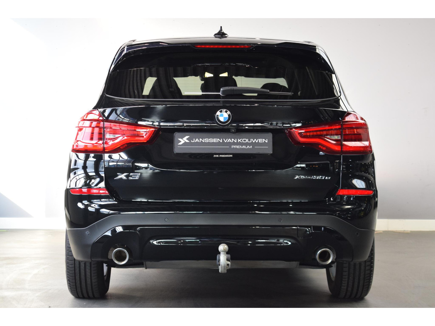 BMW BMW