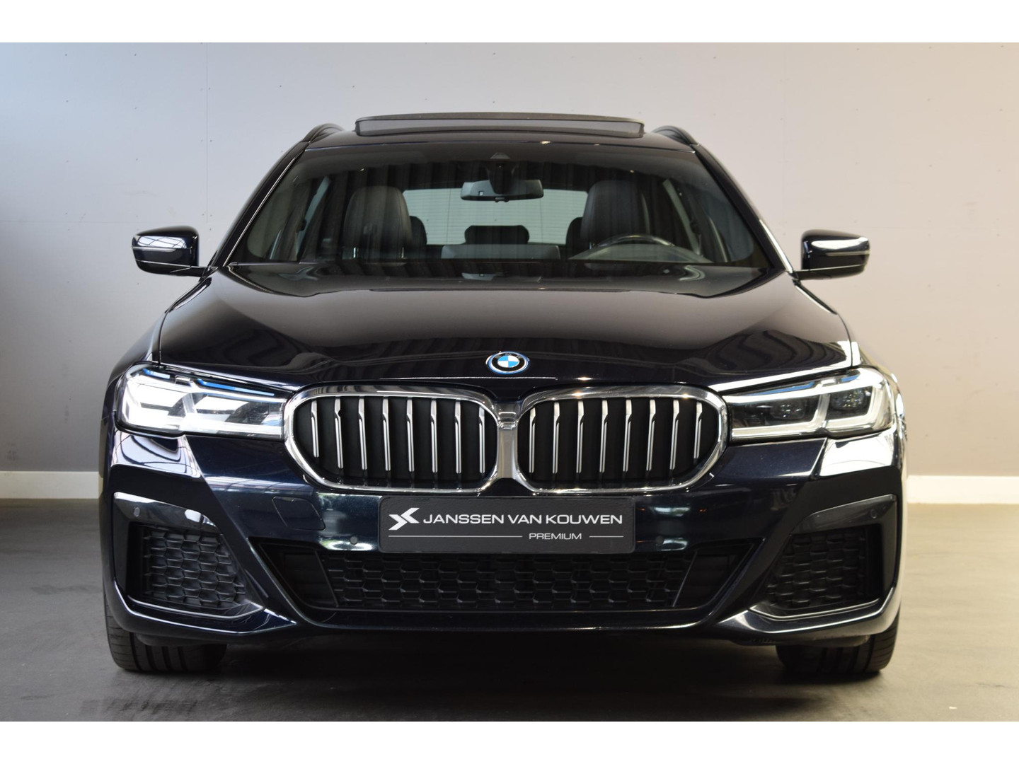 BMW BMW
