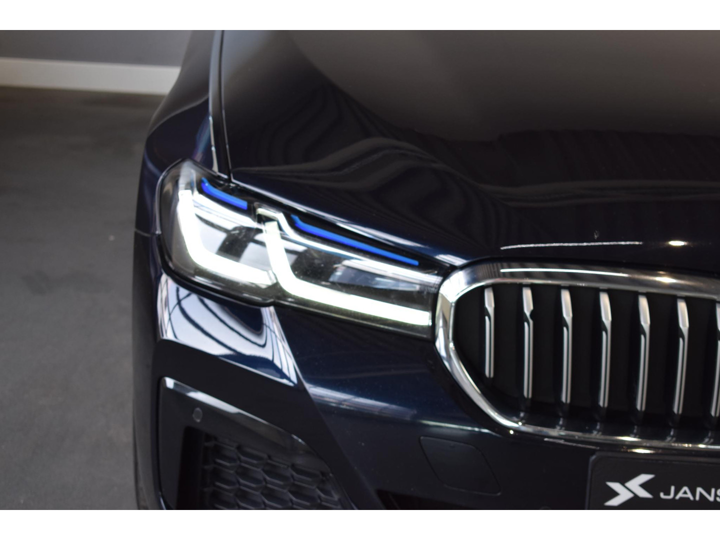 BMW BMW