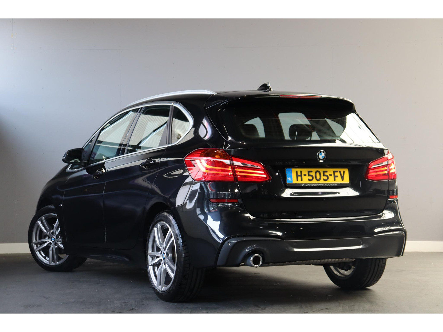 BMW BMW