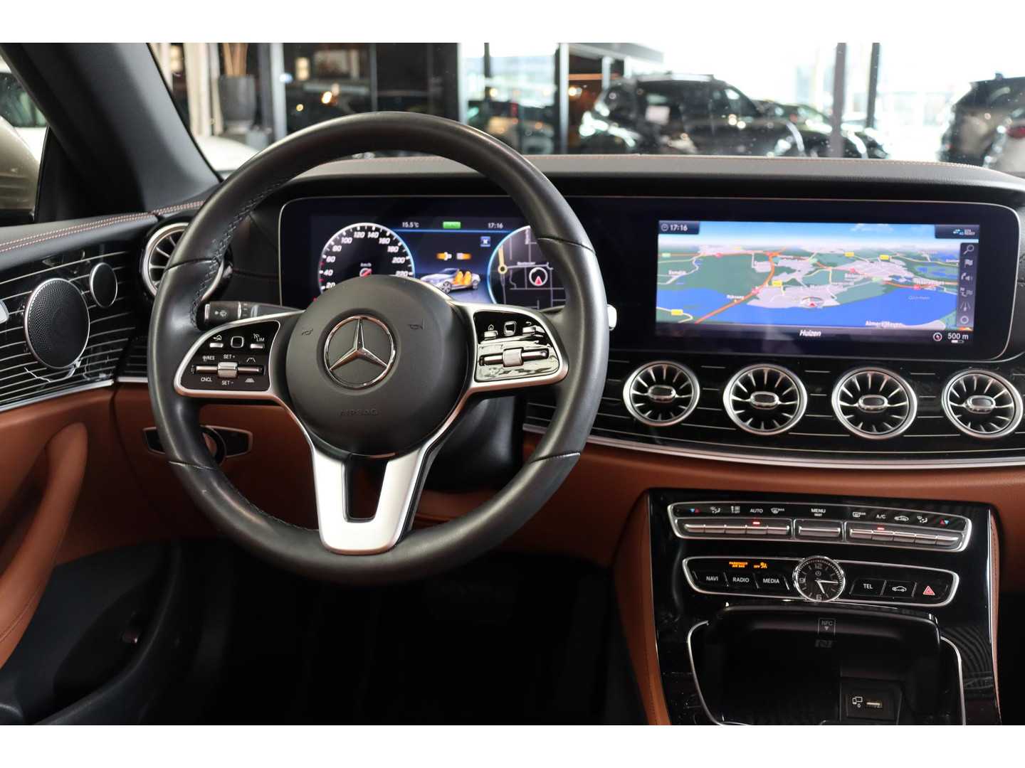 Mercedes-Benz Mercedes-Benz
