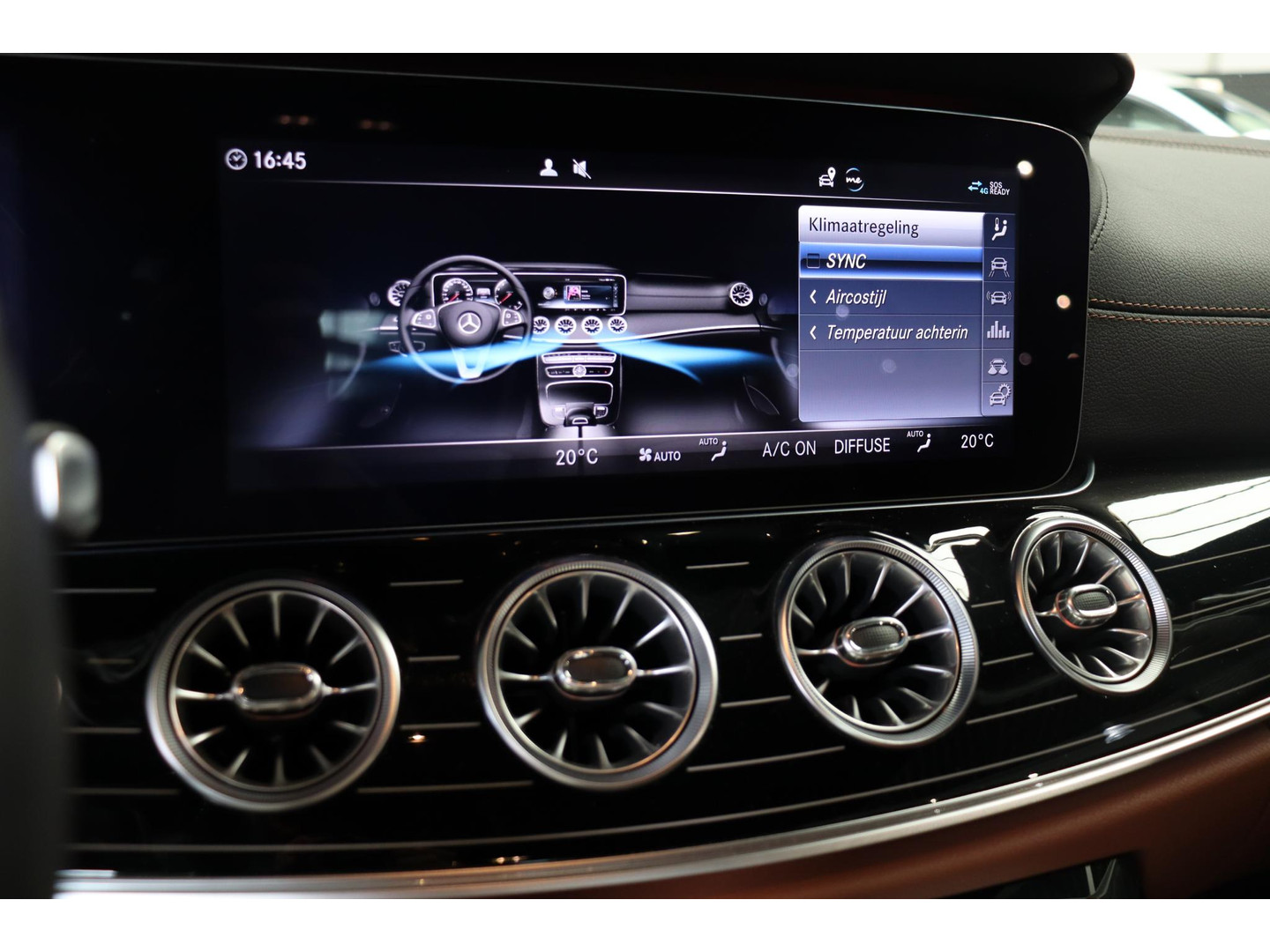 Mercedes-Benz Mercedes-Benz