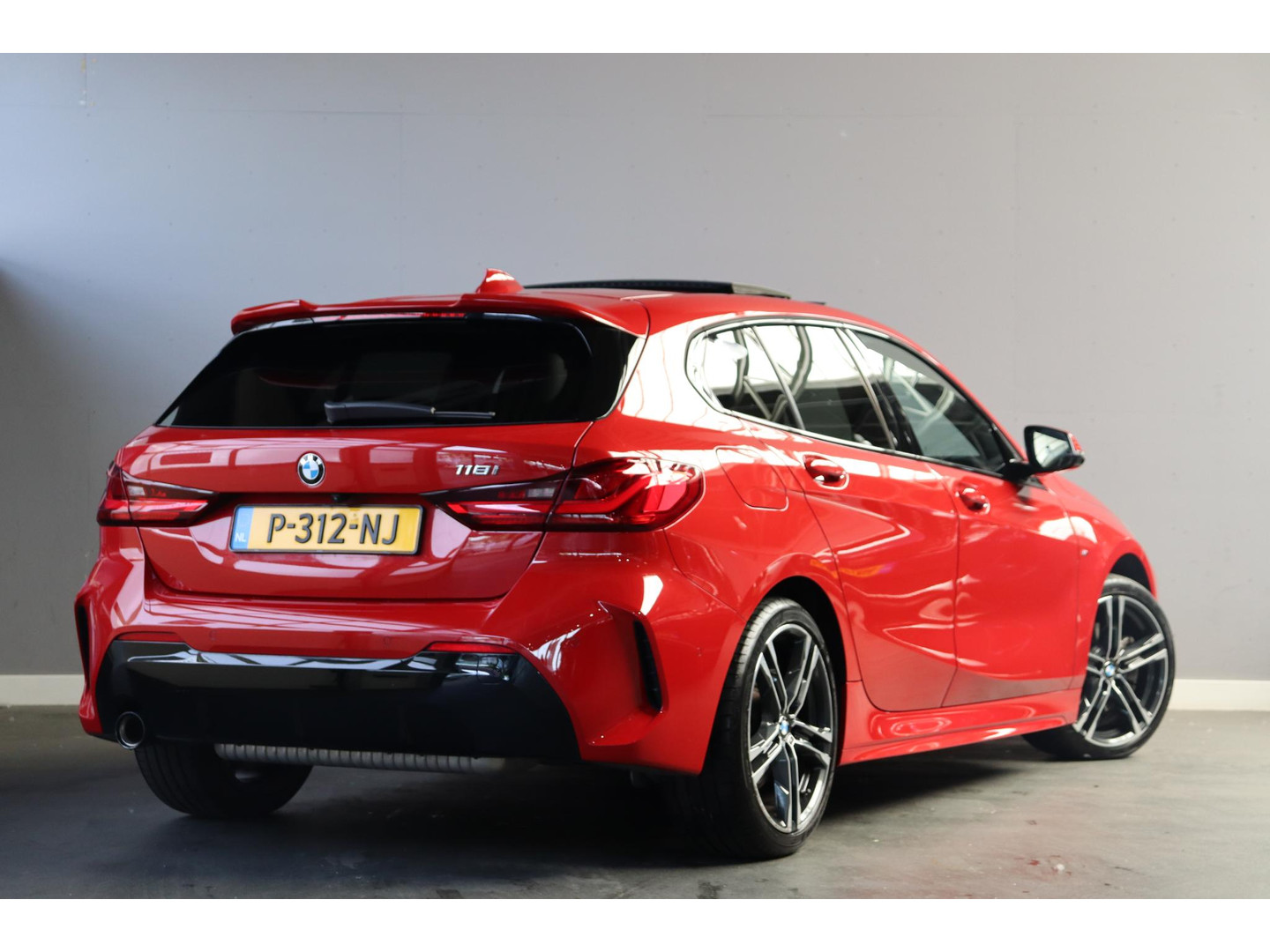 BMW BMW