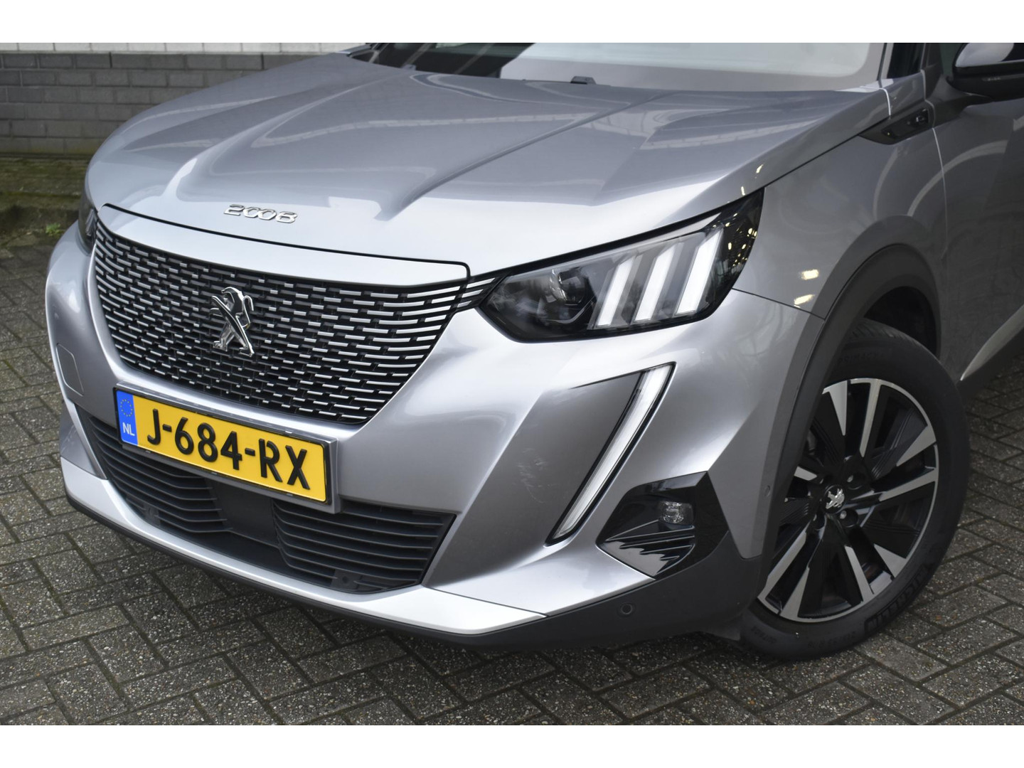 Peugeot Peugeot