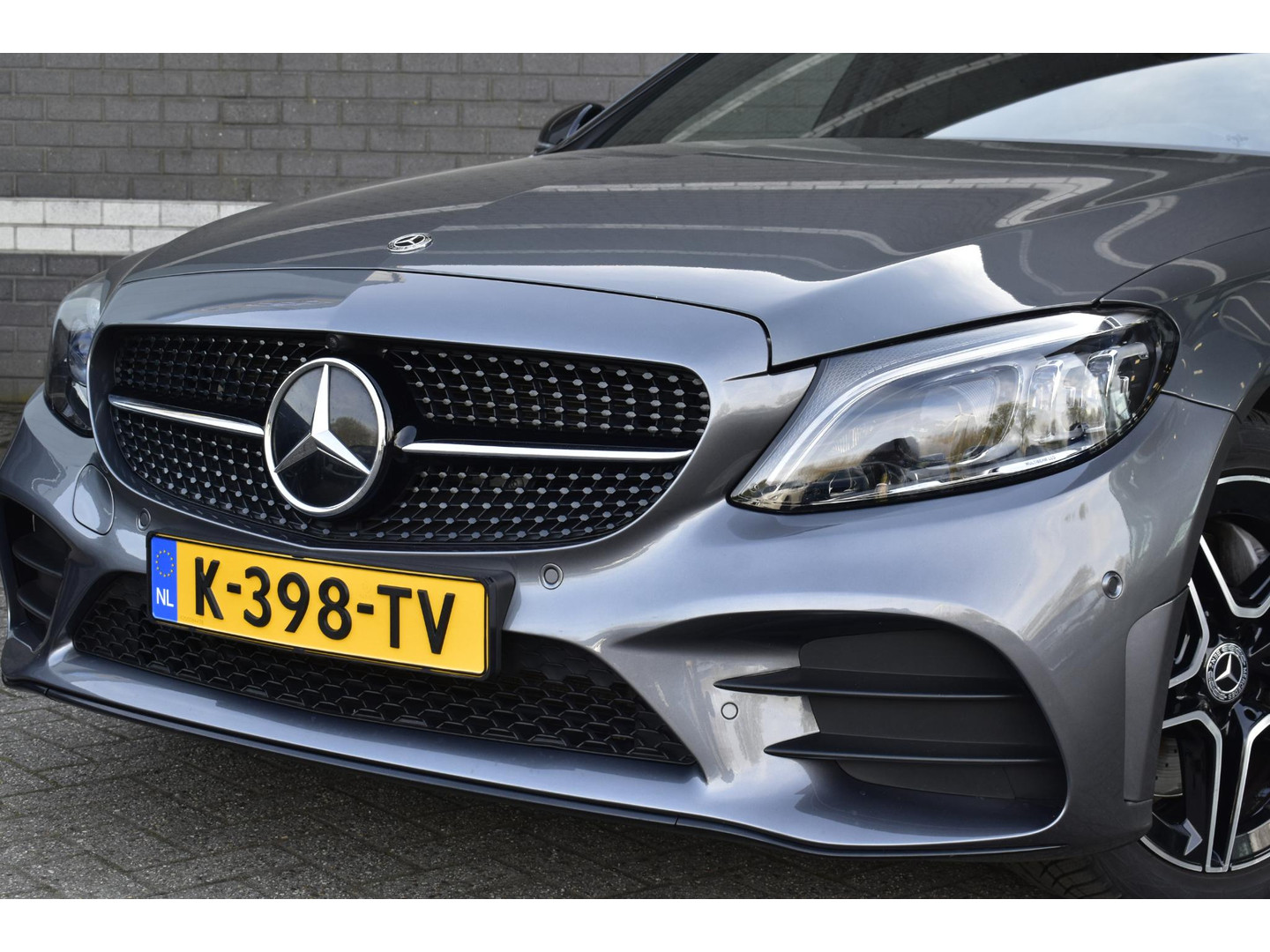 Mercedes-Benz Mercedes-Benz