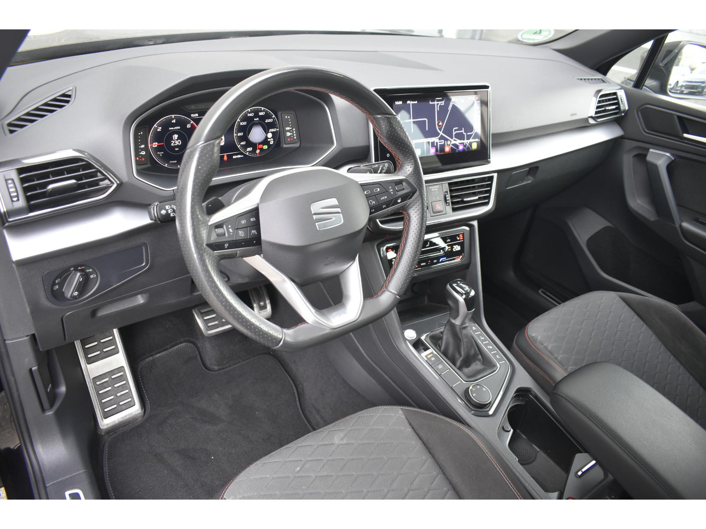 SEAT SEAT