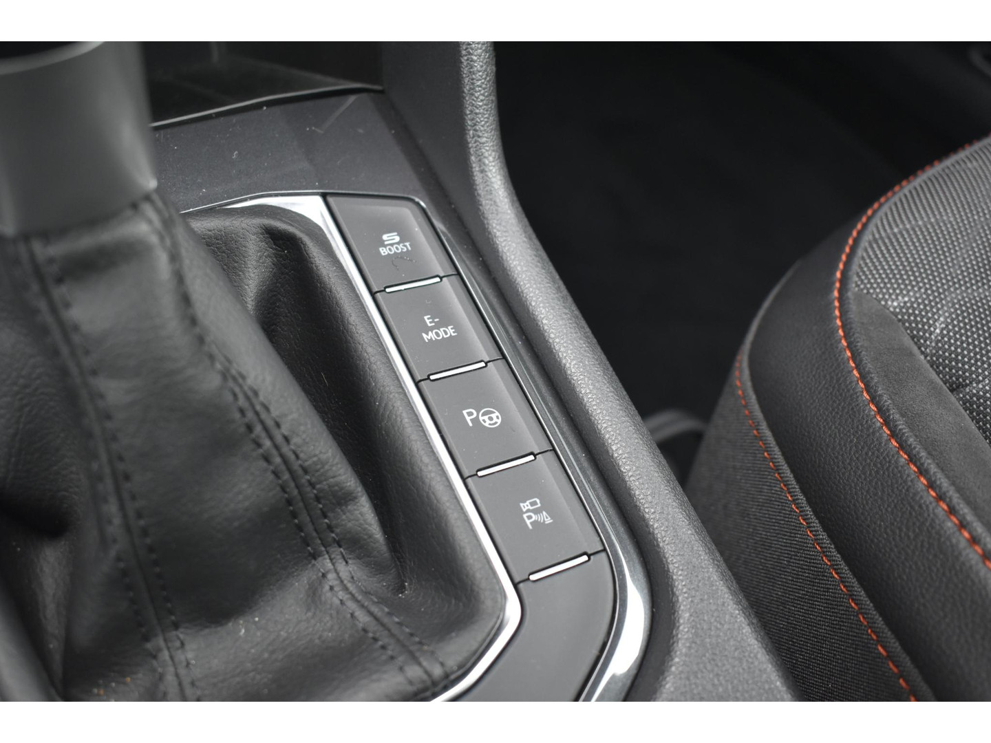SEAT SEAT