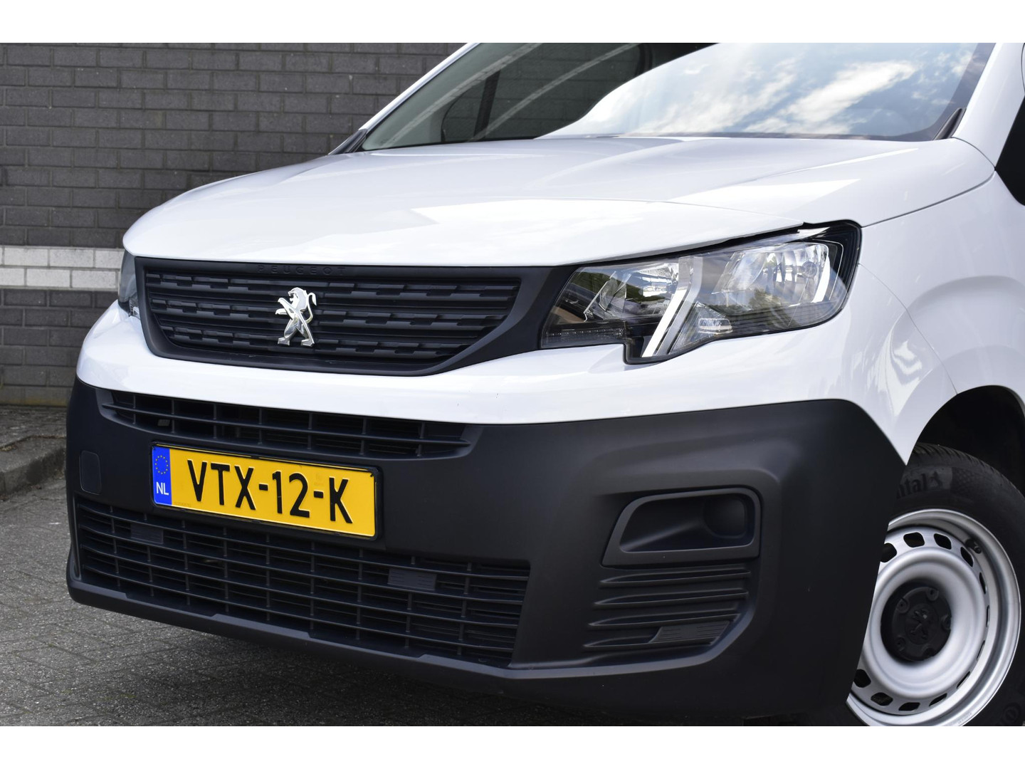 Peugeot Peugeot