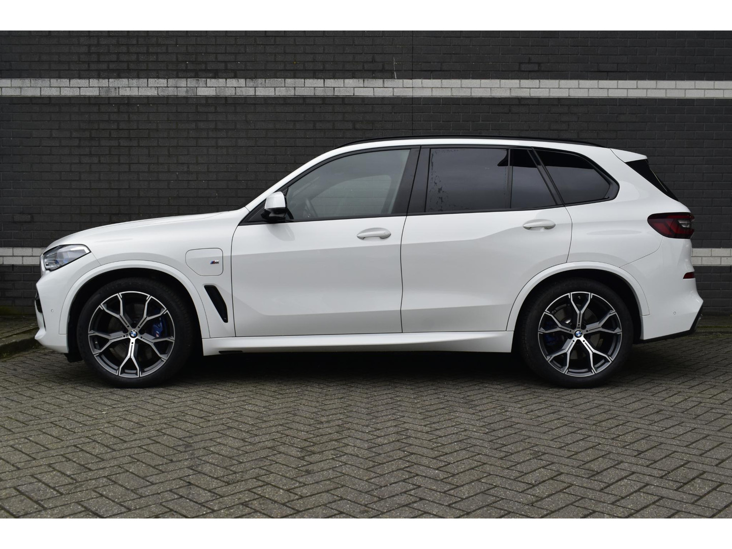 BMW BMW
