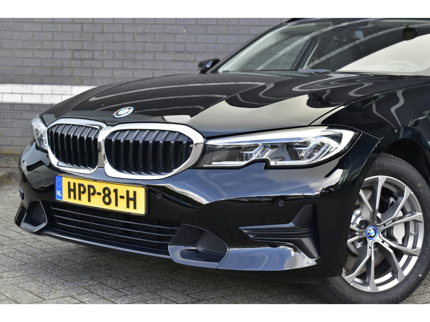 BMW BMW