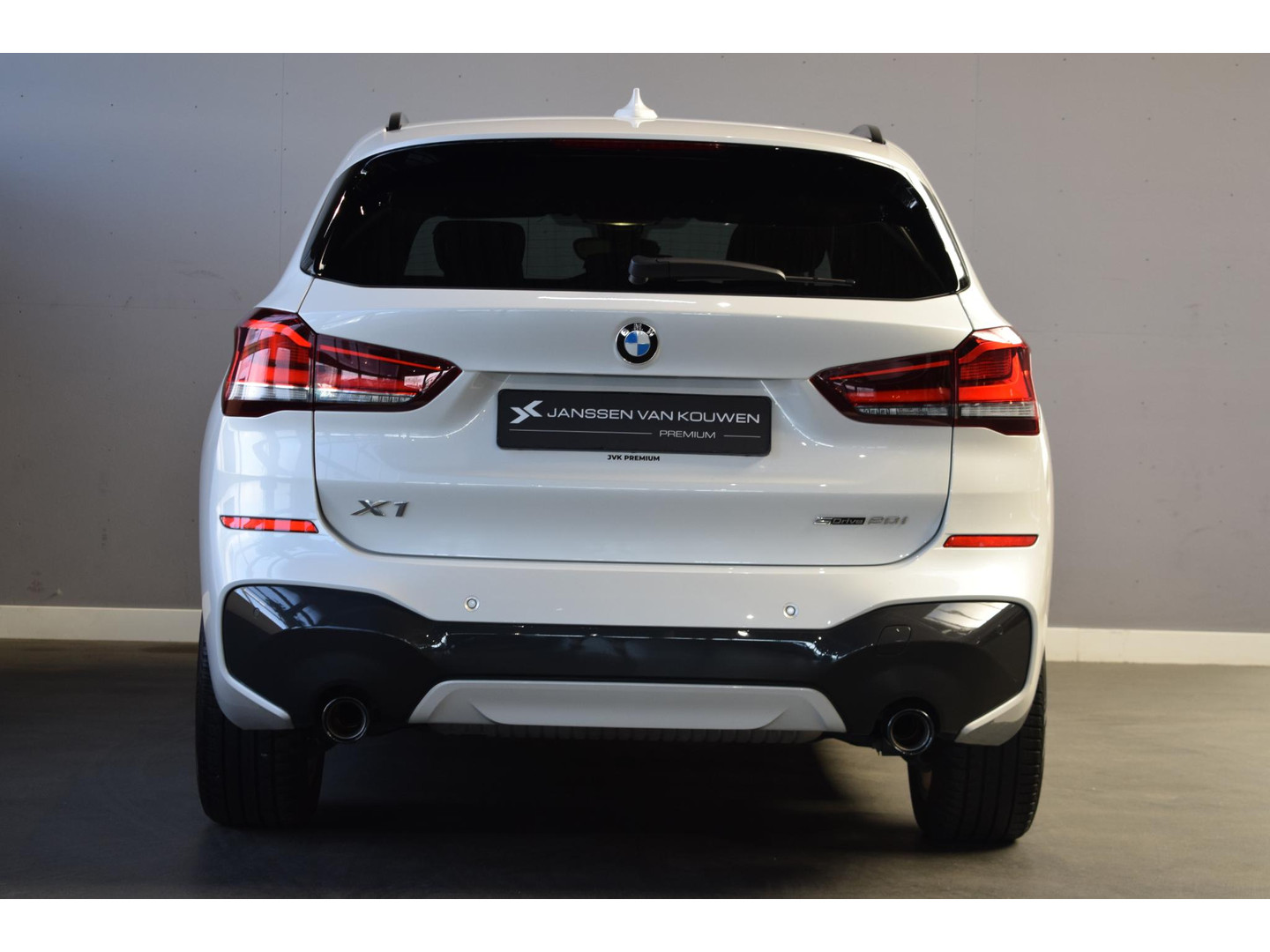 BMW BMW