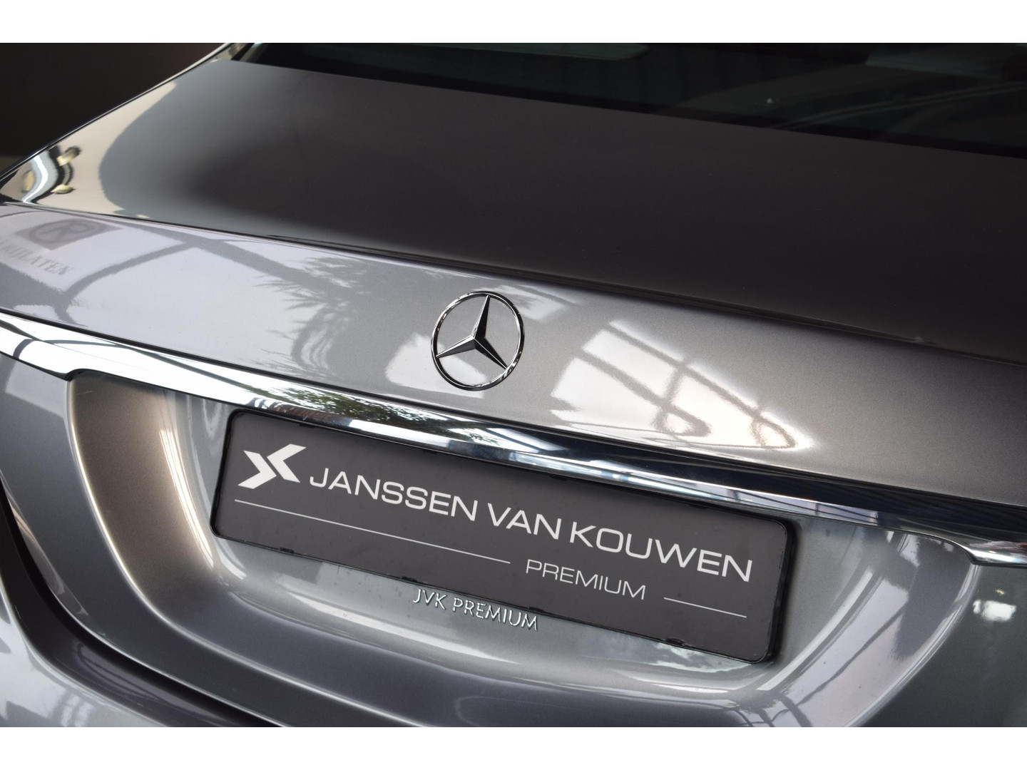 Mercedes-Benz Mercedes-Benz