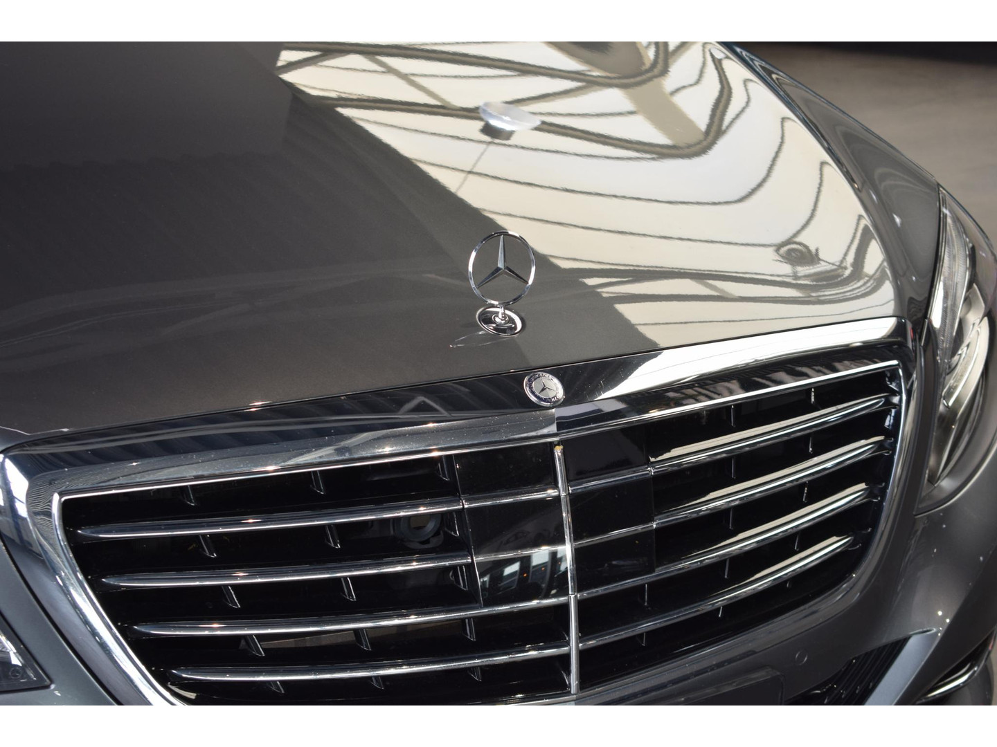 Mercedes-Benz Mercedes-Benz