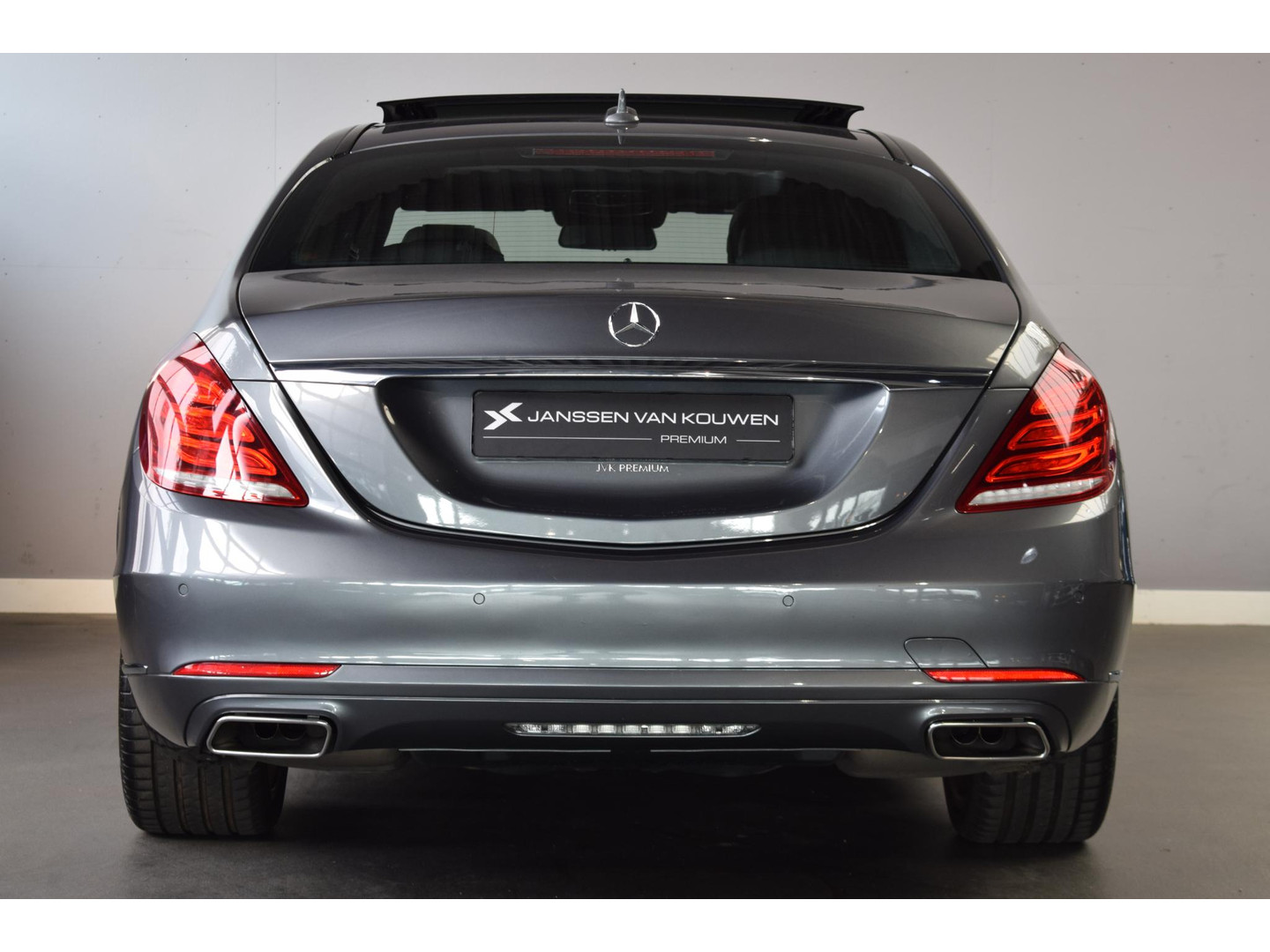 Mercedes-Benz Mercedes-Benz