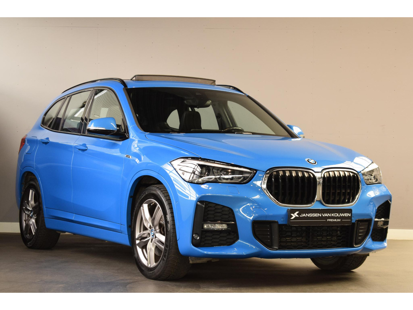 BMW BMW