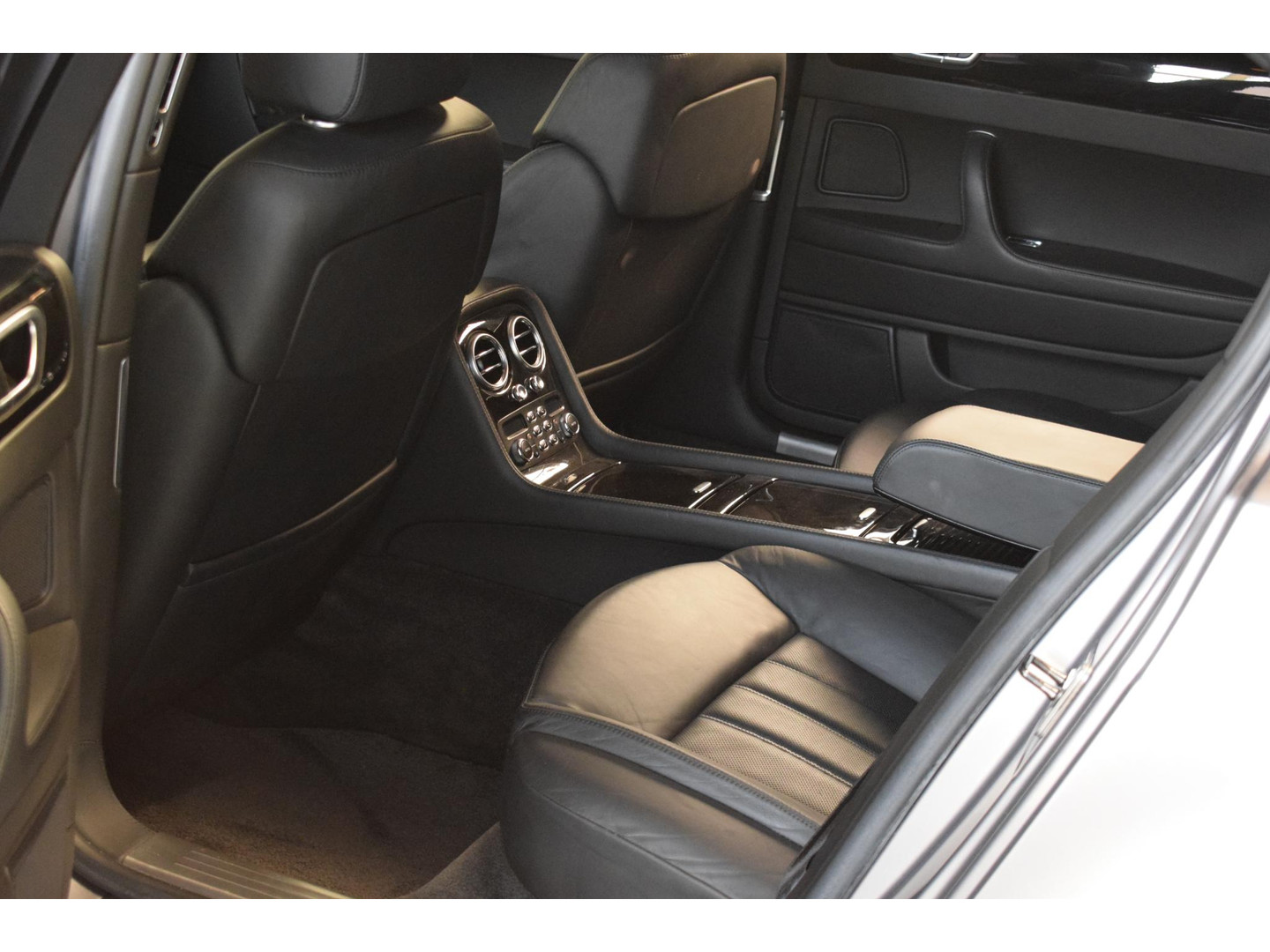 Bentley Bentley