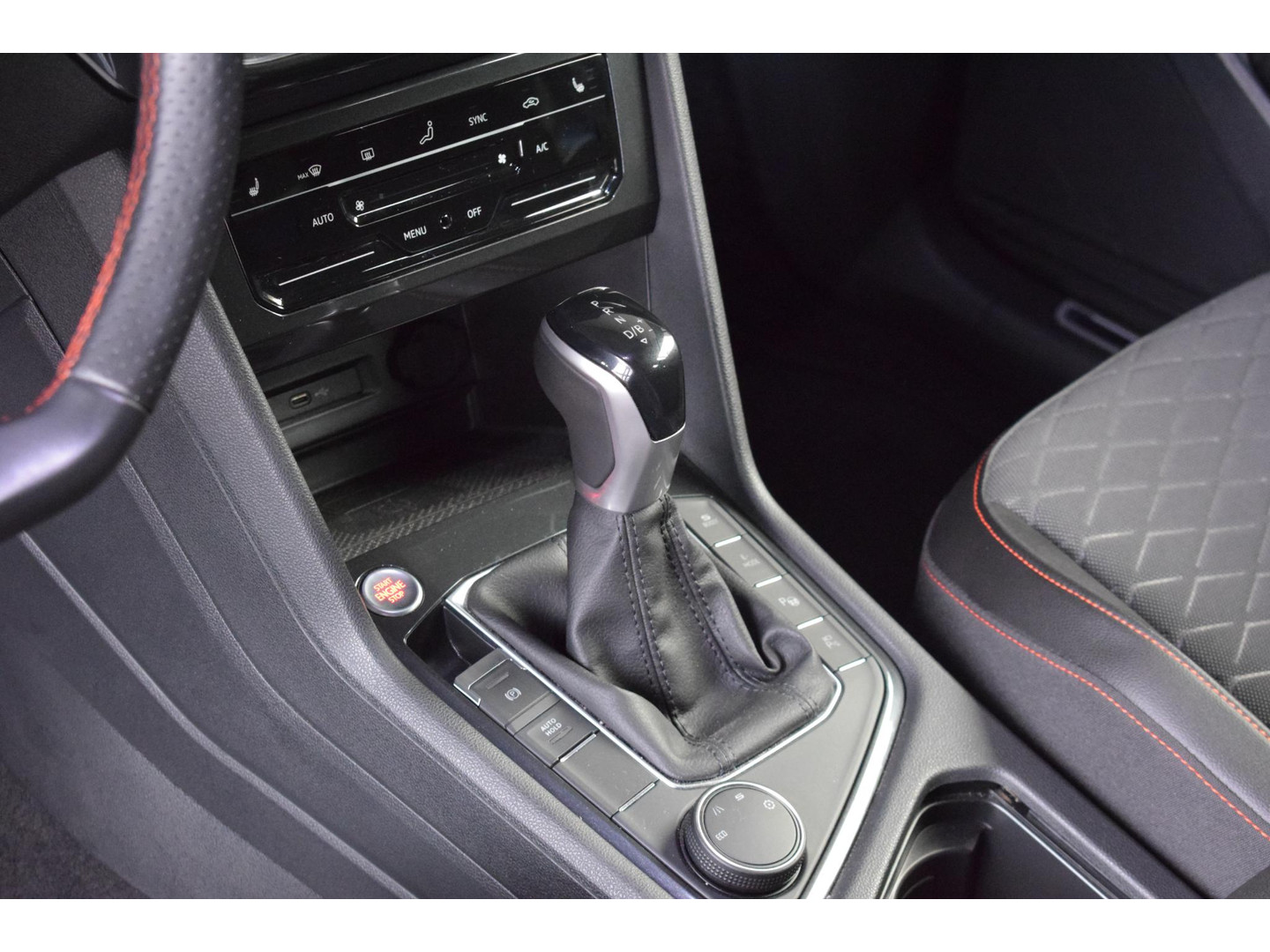 SEAT SEAT