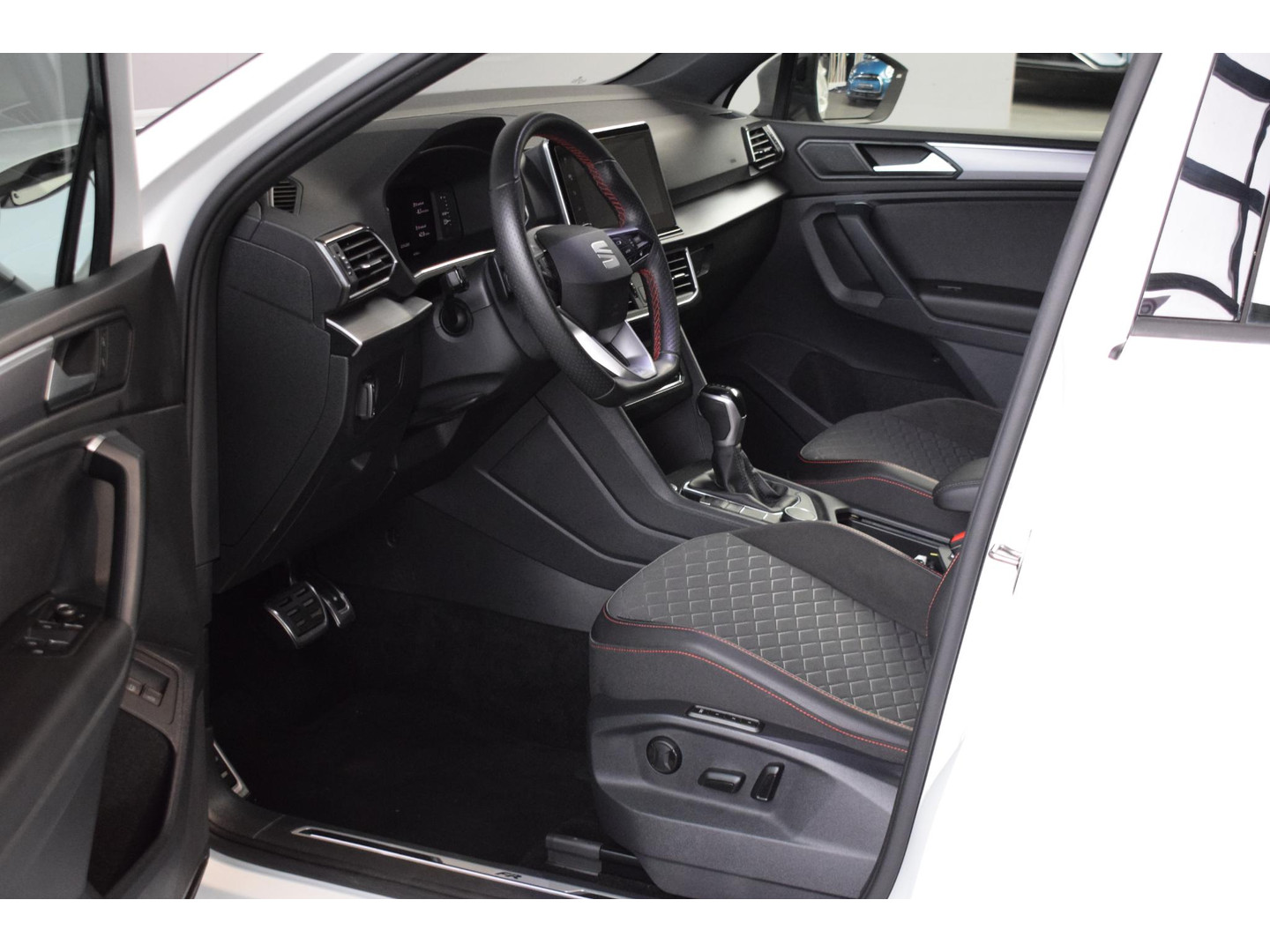 SEAT SEAT