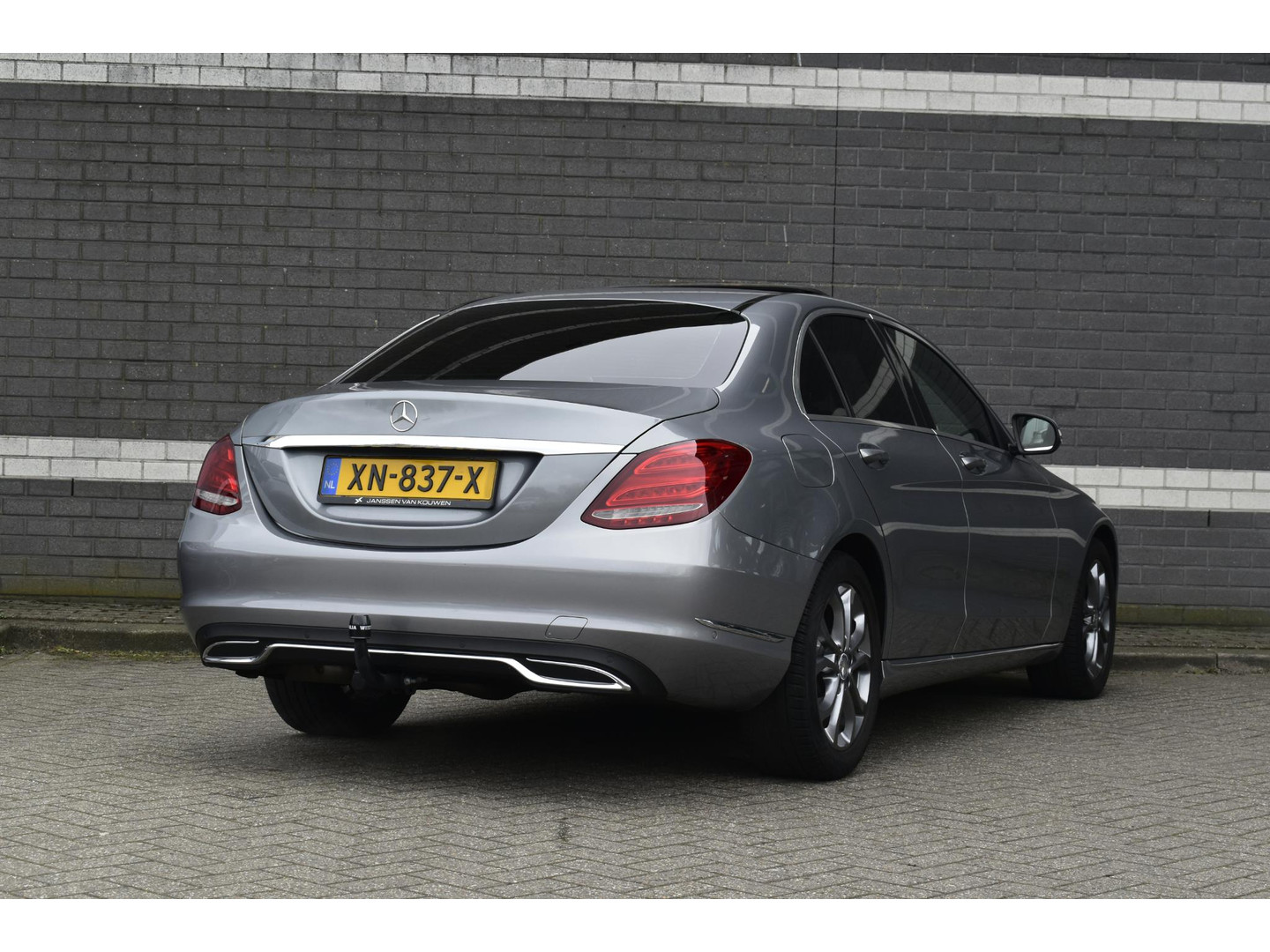 Mercedes-Benz Mercedes-Benz