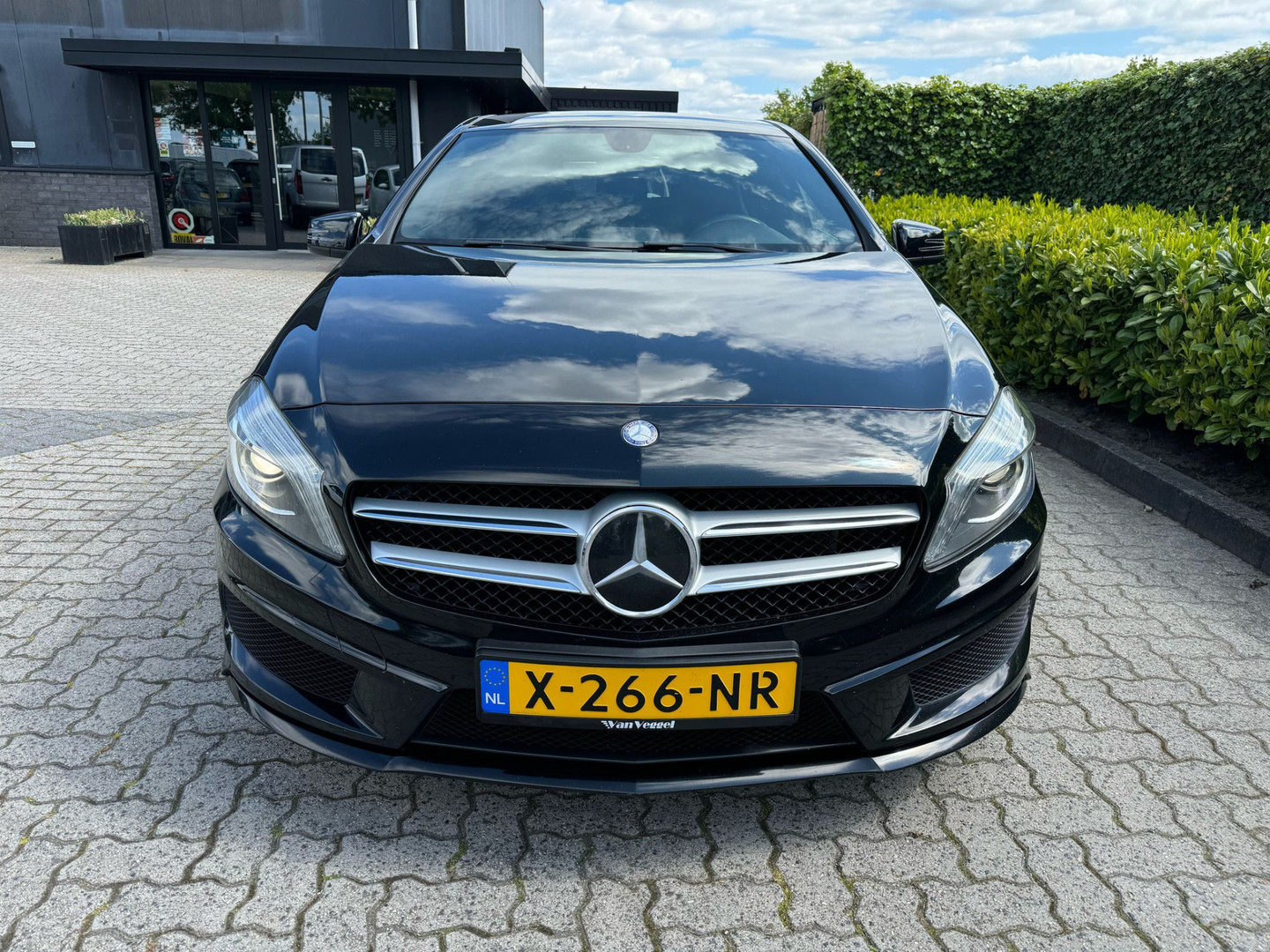 Mercedes-Benz