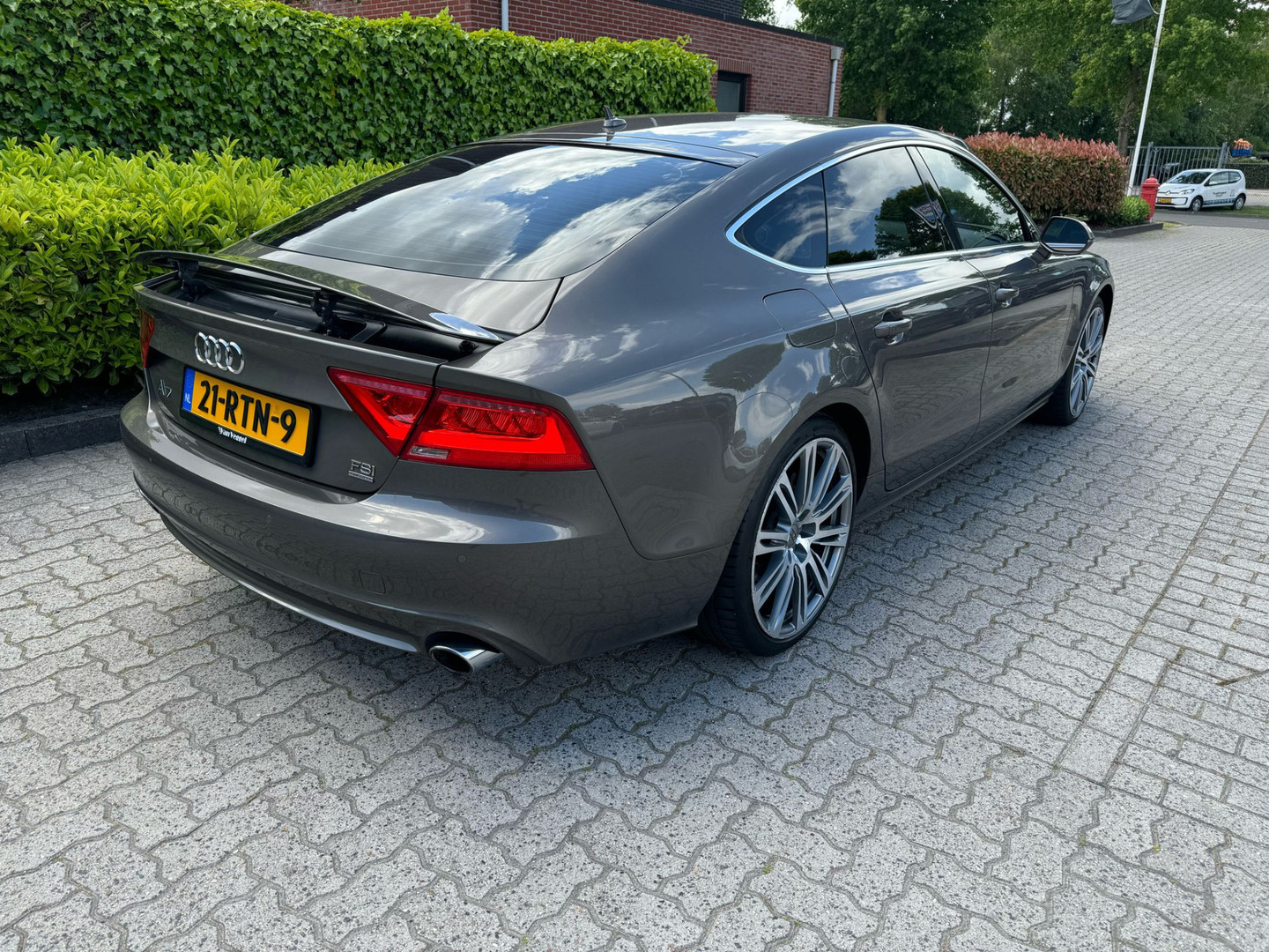 Audi