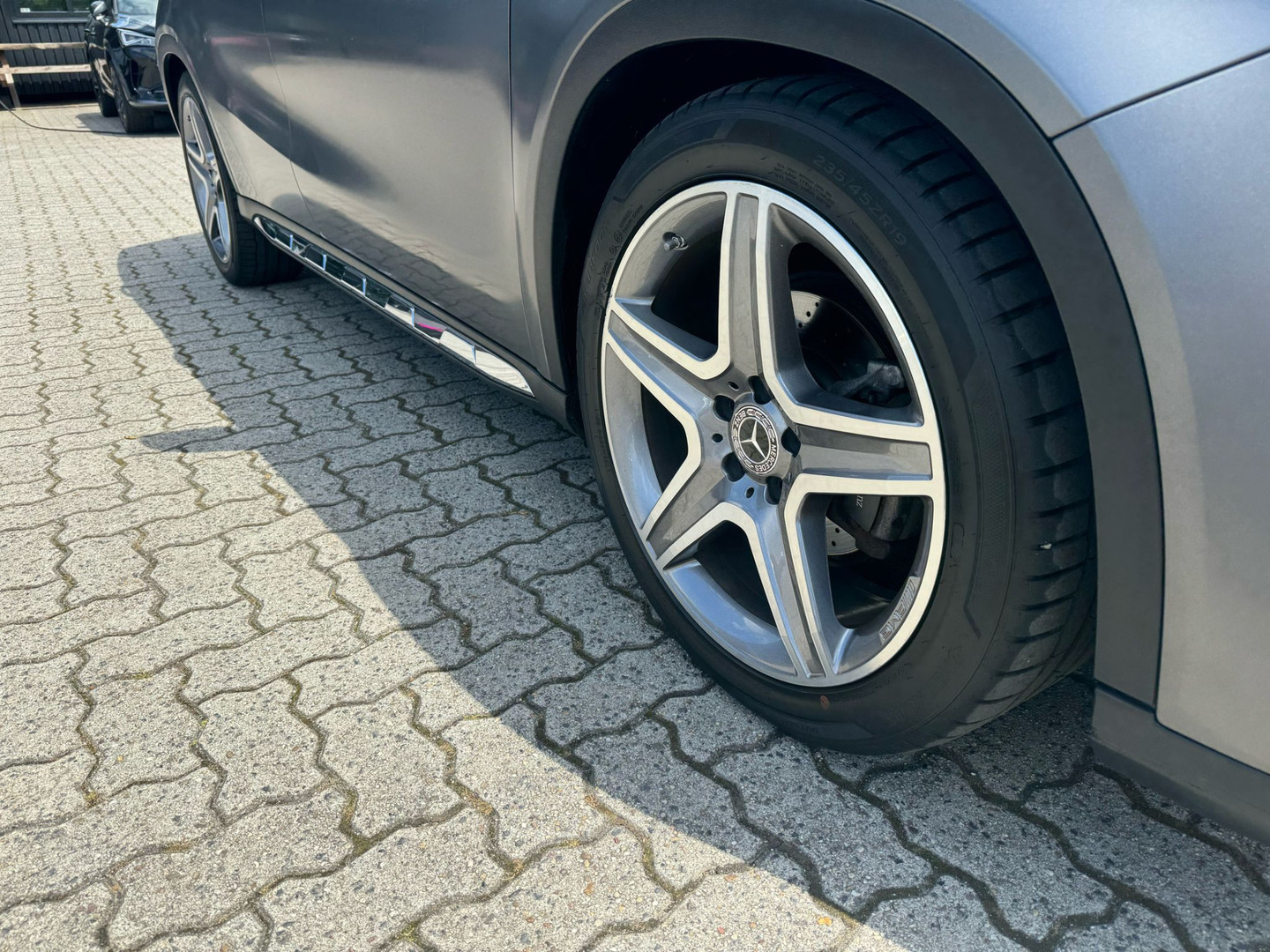 Mercedes-Benz