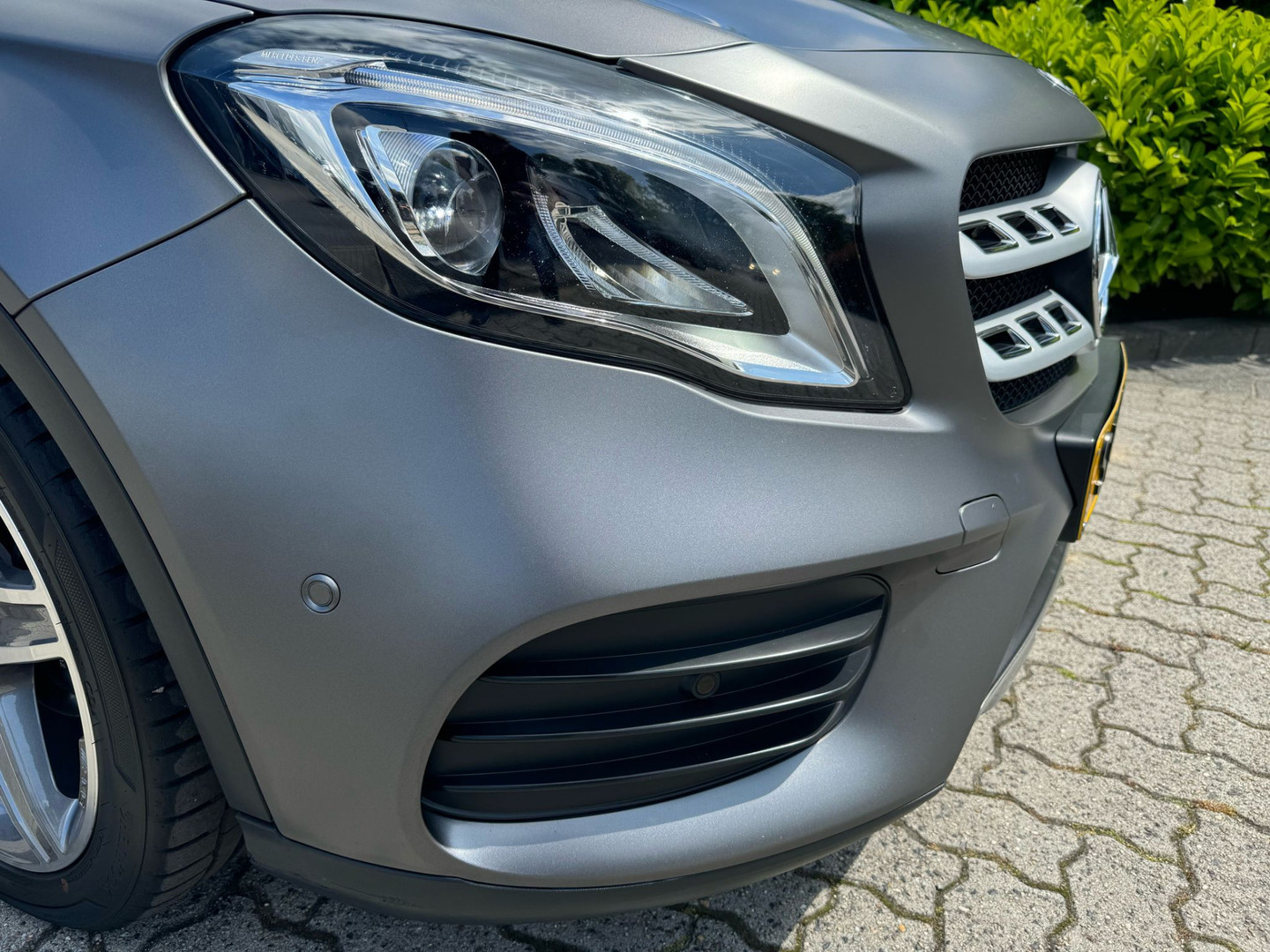 Mercedes-Benz