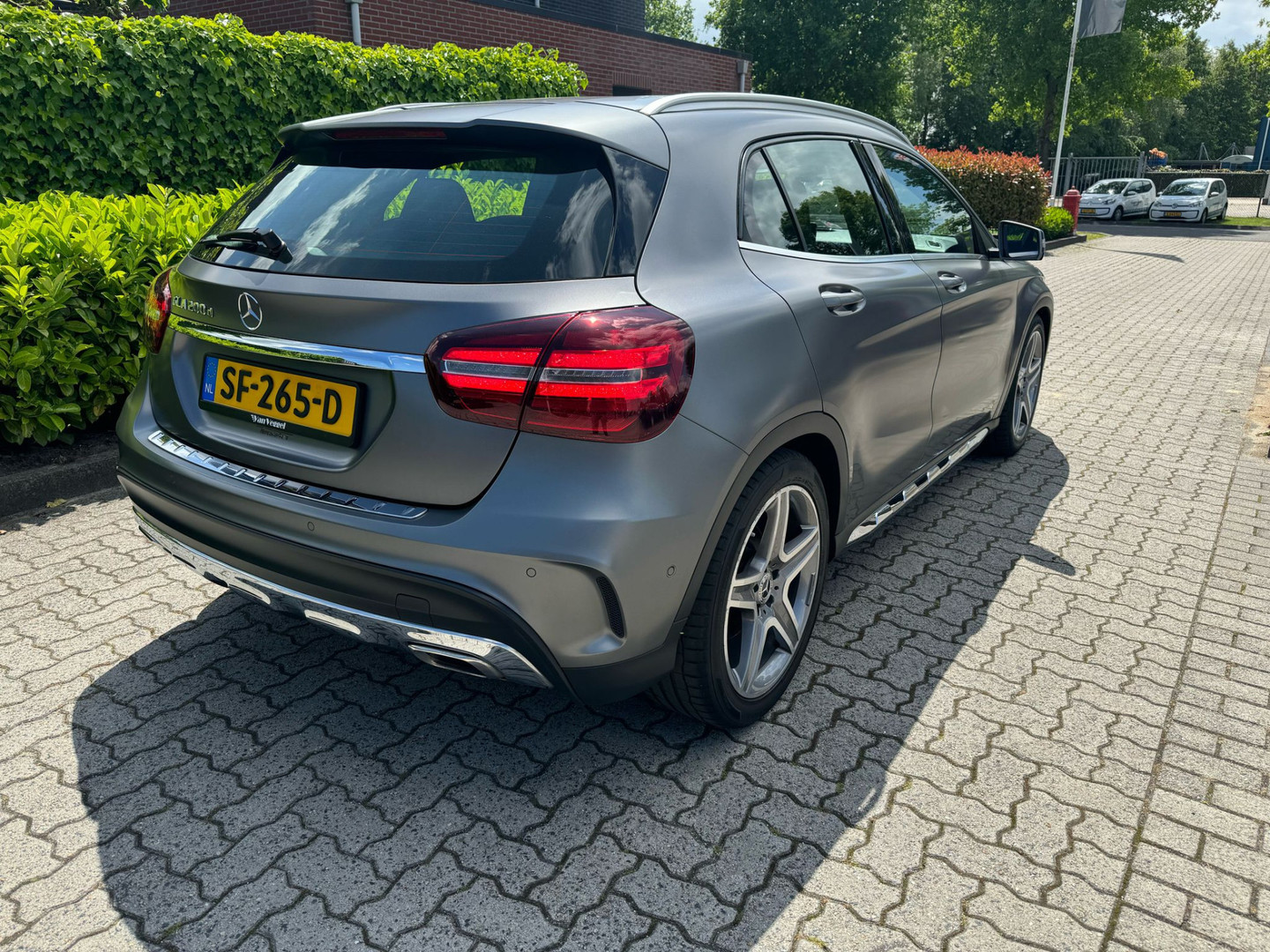Mercedes-Benz