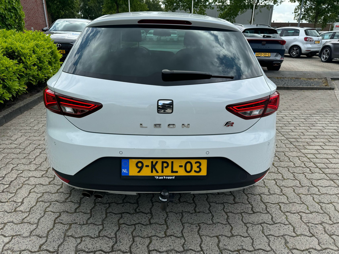 SEAT