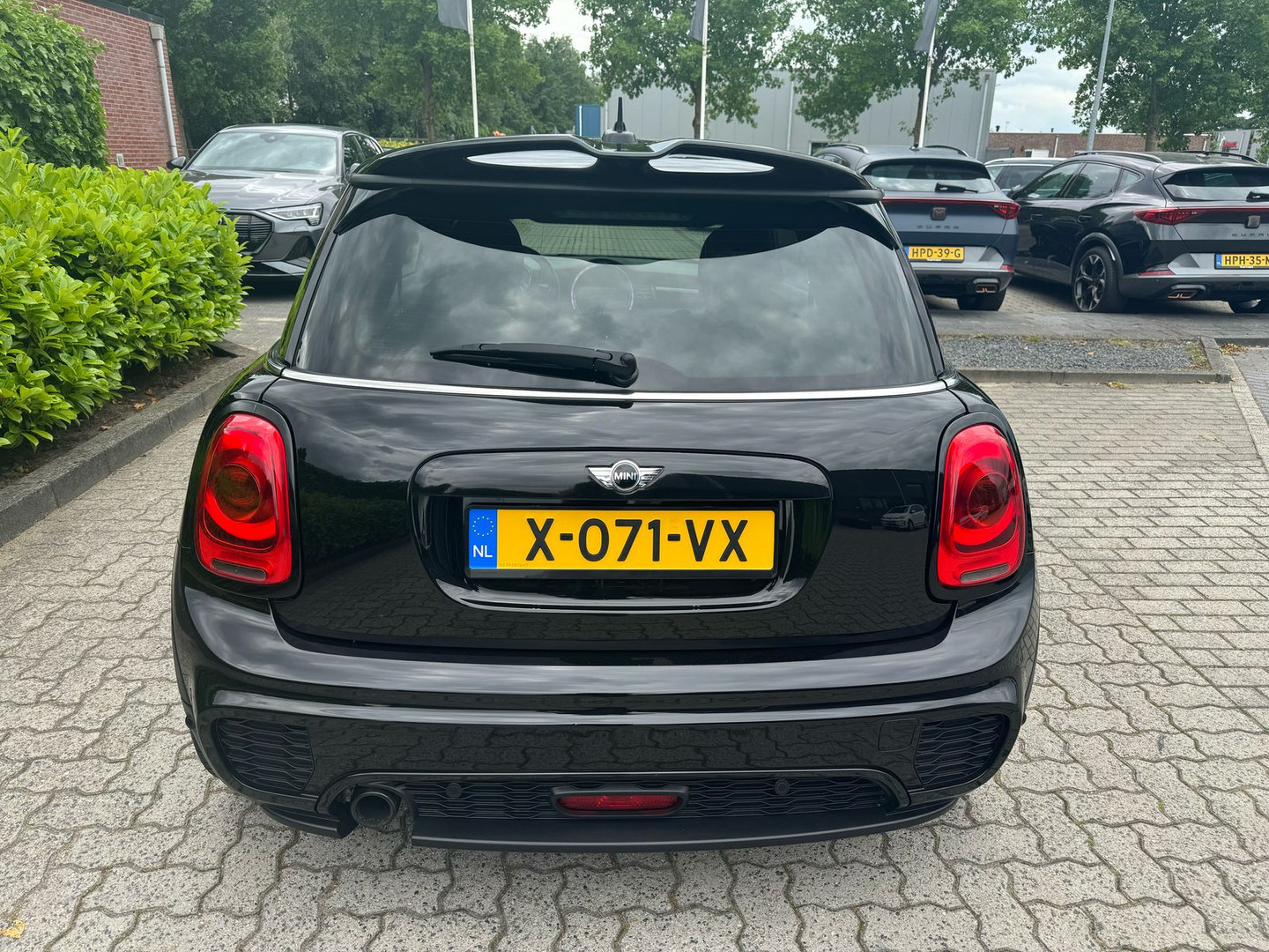 MINI
