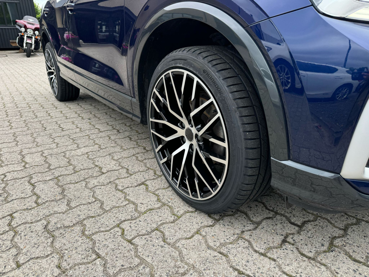 Audi