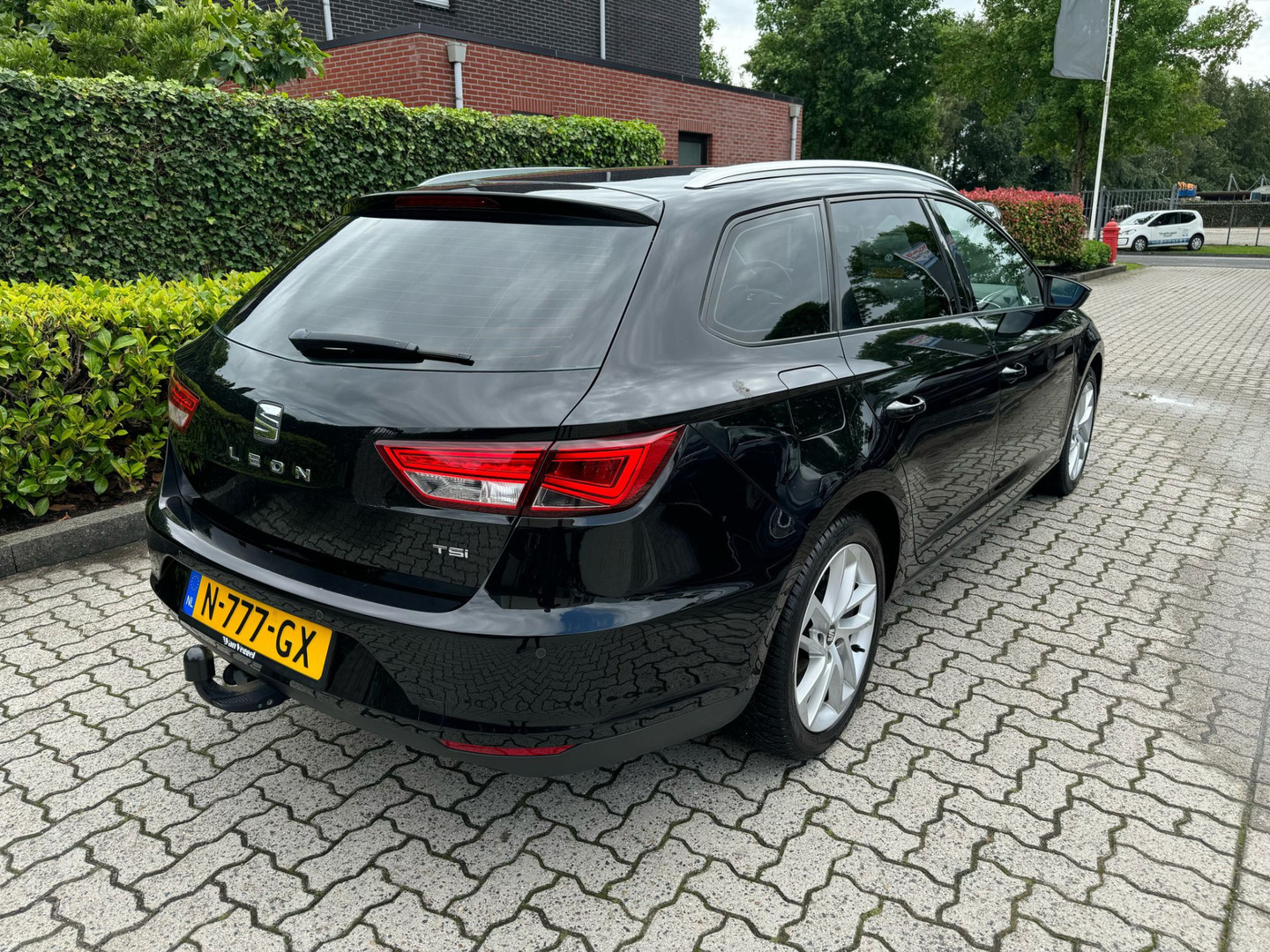 SEAT